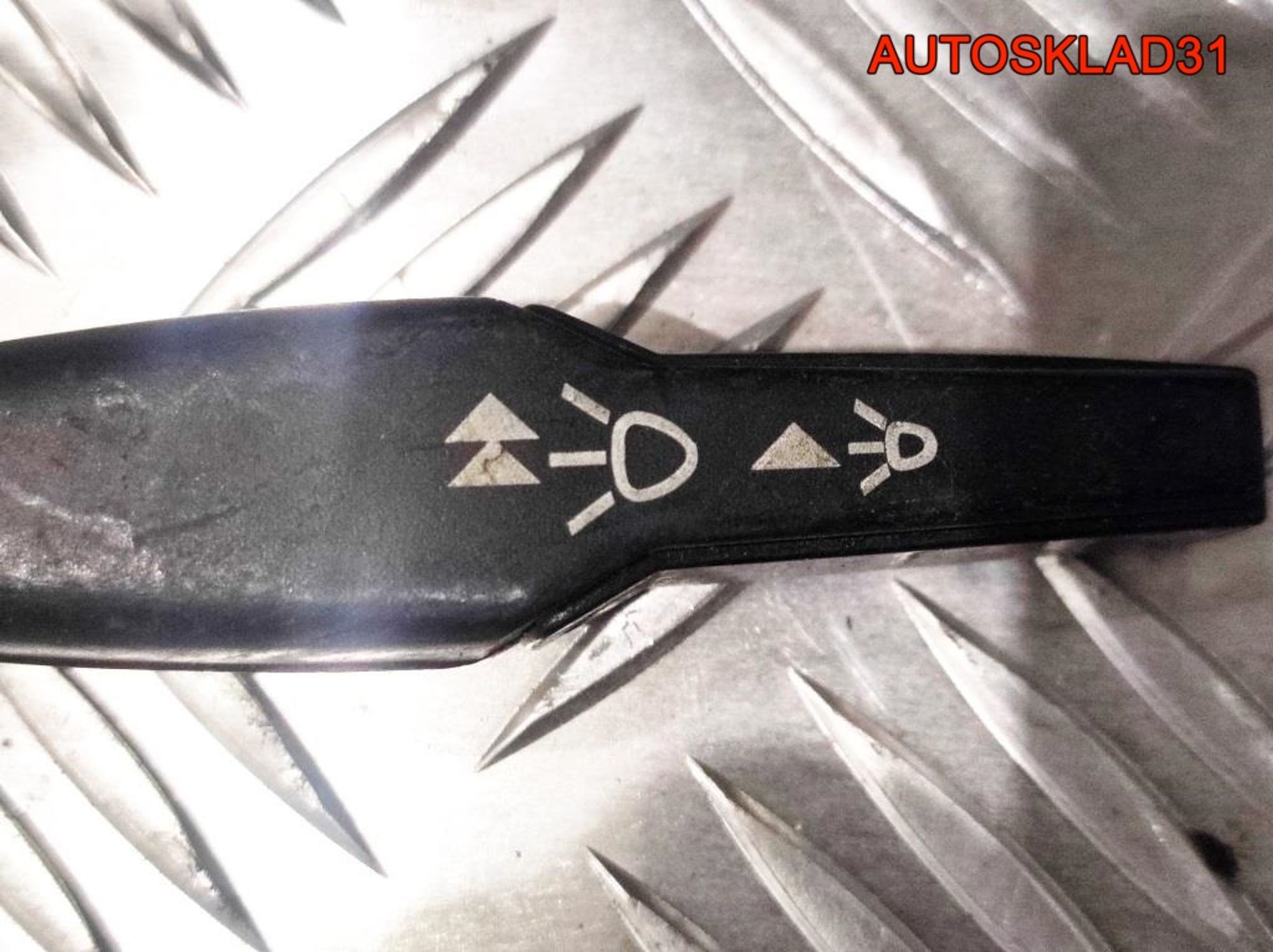 Переключатель стеклоочистителей Ford Taunus 3 74BG11K665BB, 1500 рублей, Дубовое