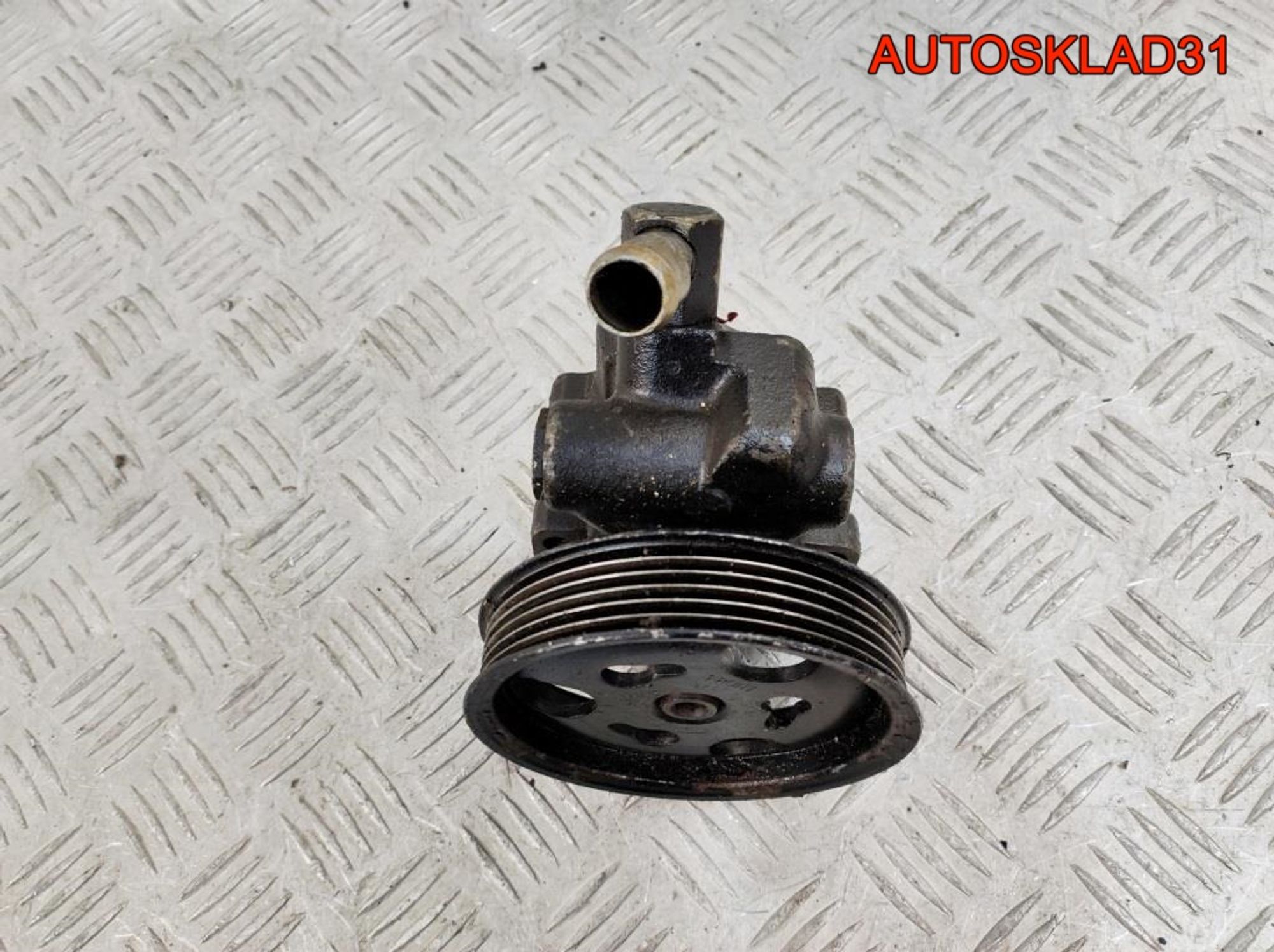 Насос ГУР Ford Fiesta Mk4 1.3 Бензин 96BF3A733AD, 1800 рублей, Дубовое