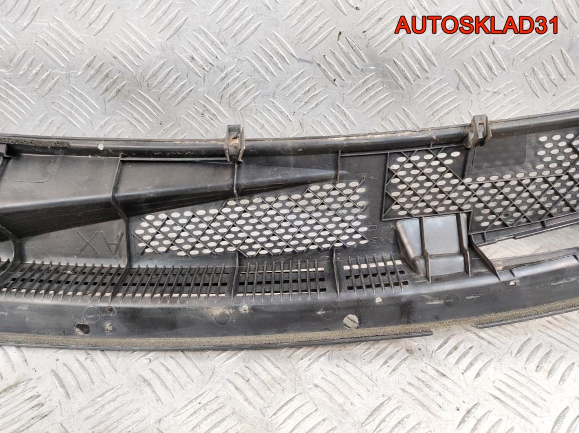 Решетка стеклоочистителя Nissan Micra K12 66862AX700, 3200 рублей, Дубовое