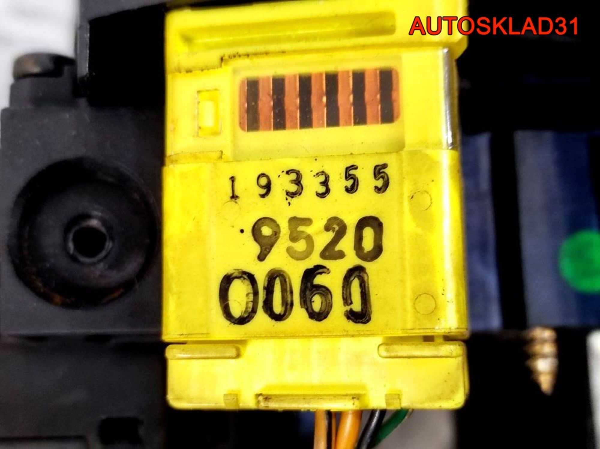 Переключатель подрулевой Nissan Primera P11 36852B, 2100 рублей, Дубовое