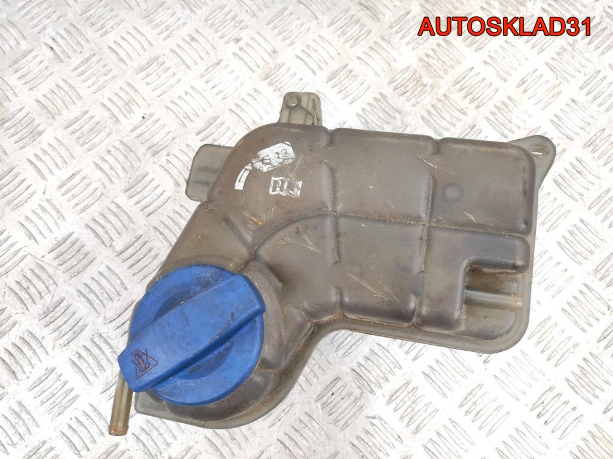 Бачок расширительный Audi A6 C5 8E0121403E, 1300 рублей, Дубовое