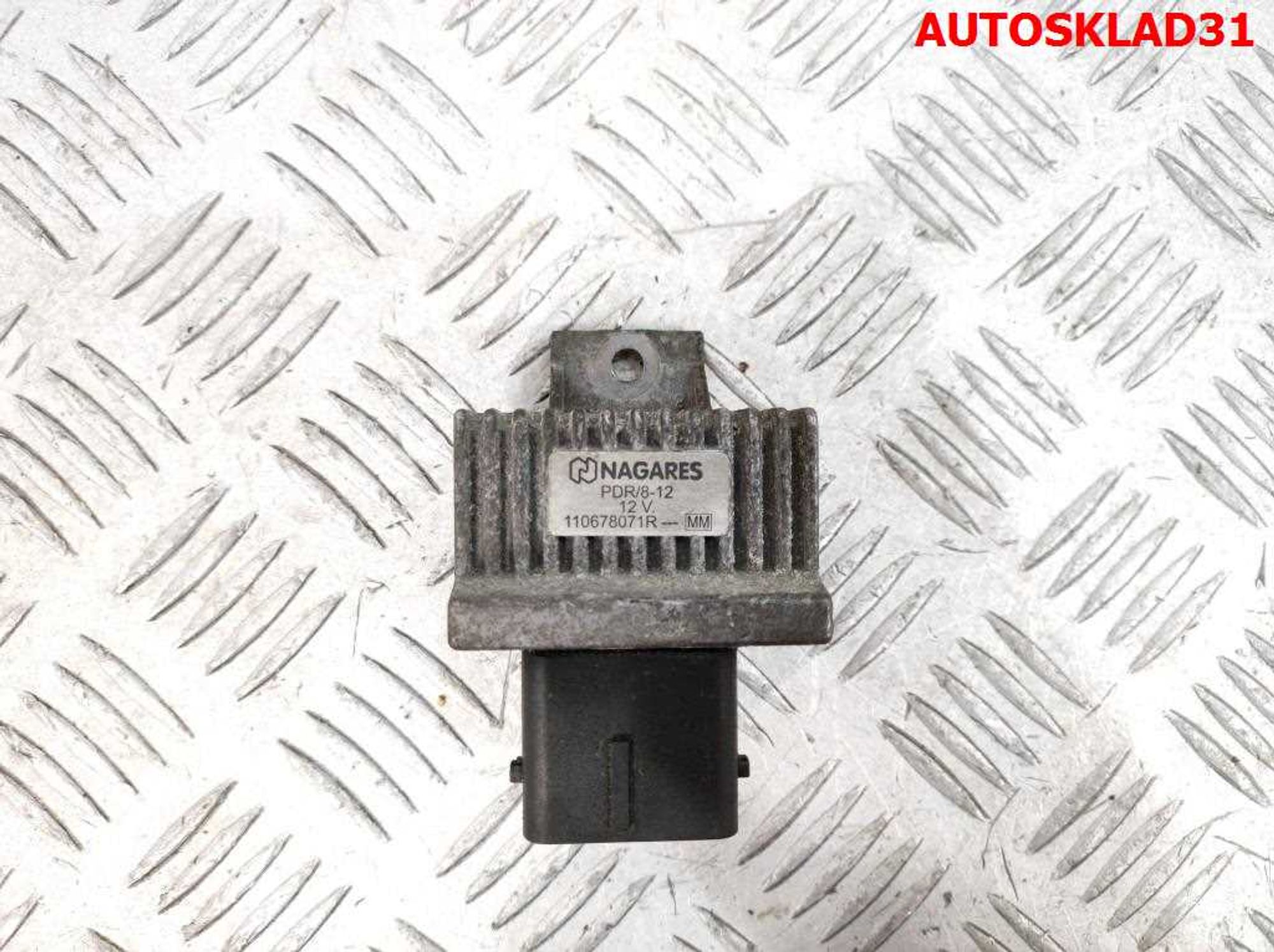 Реле свечей накаливания Renault Megane 2 1,5 K9K 110678071R, 4000 рублей, Дубовое