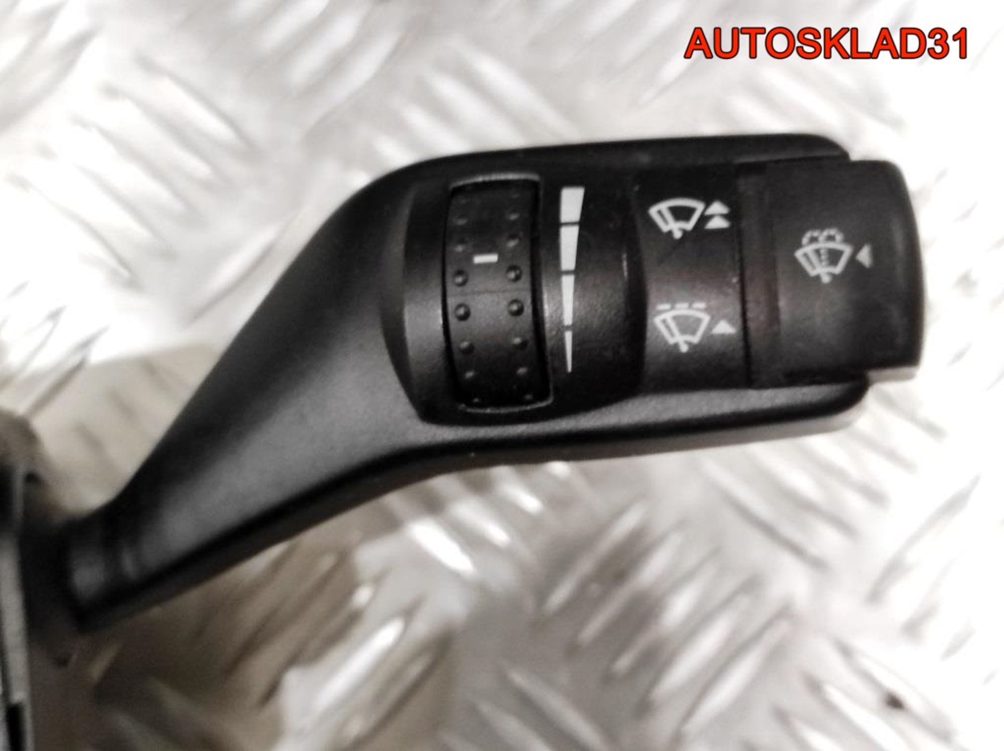 Переключатель подрулевой Ford Focus 2 4M5T13N064HH, 2000 рублей, Дубовое