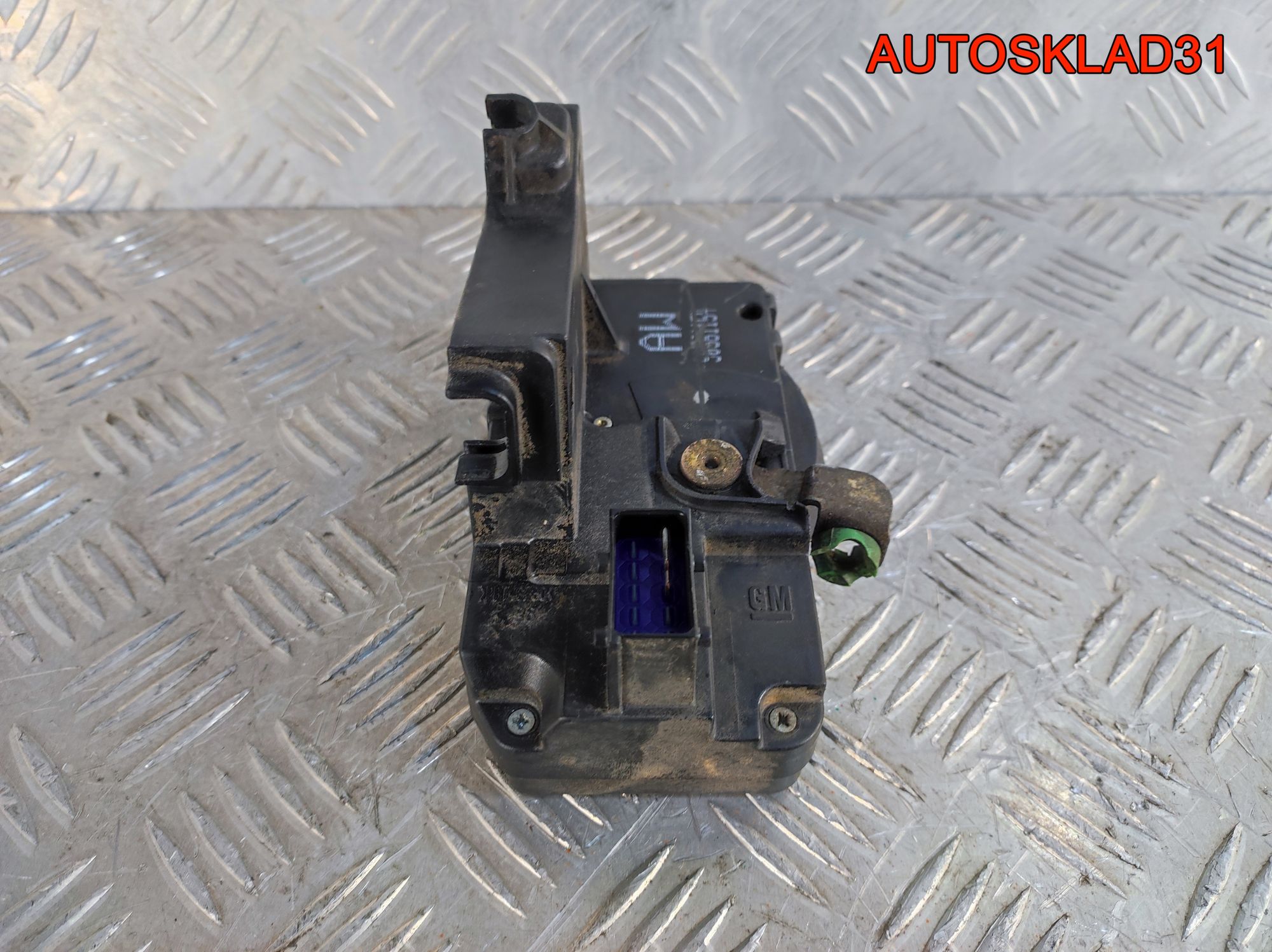 Замок двери передней правой Opel Zafira A 90561154, 900 рублей, Дубовое