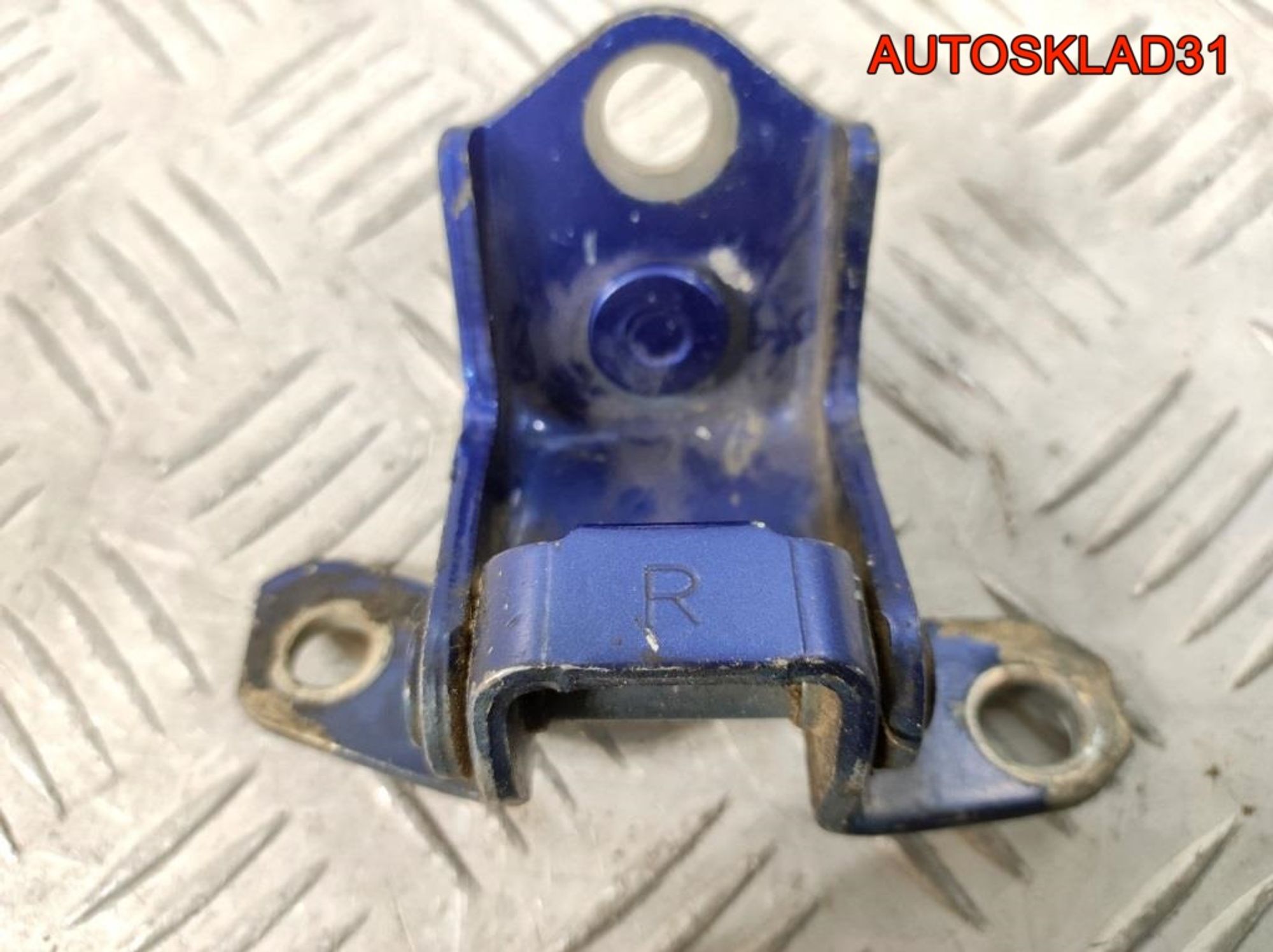 Петля двери задняя правая верхняя Mazda 3 BK, 500 рублей, Дубовое