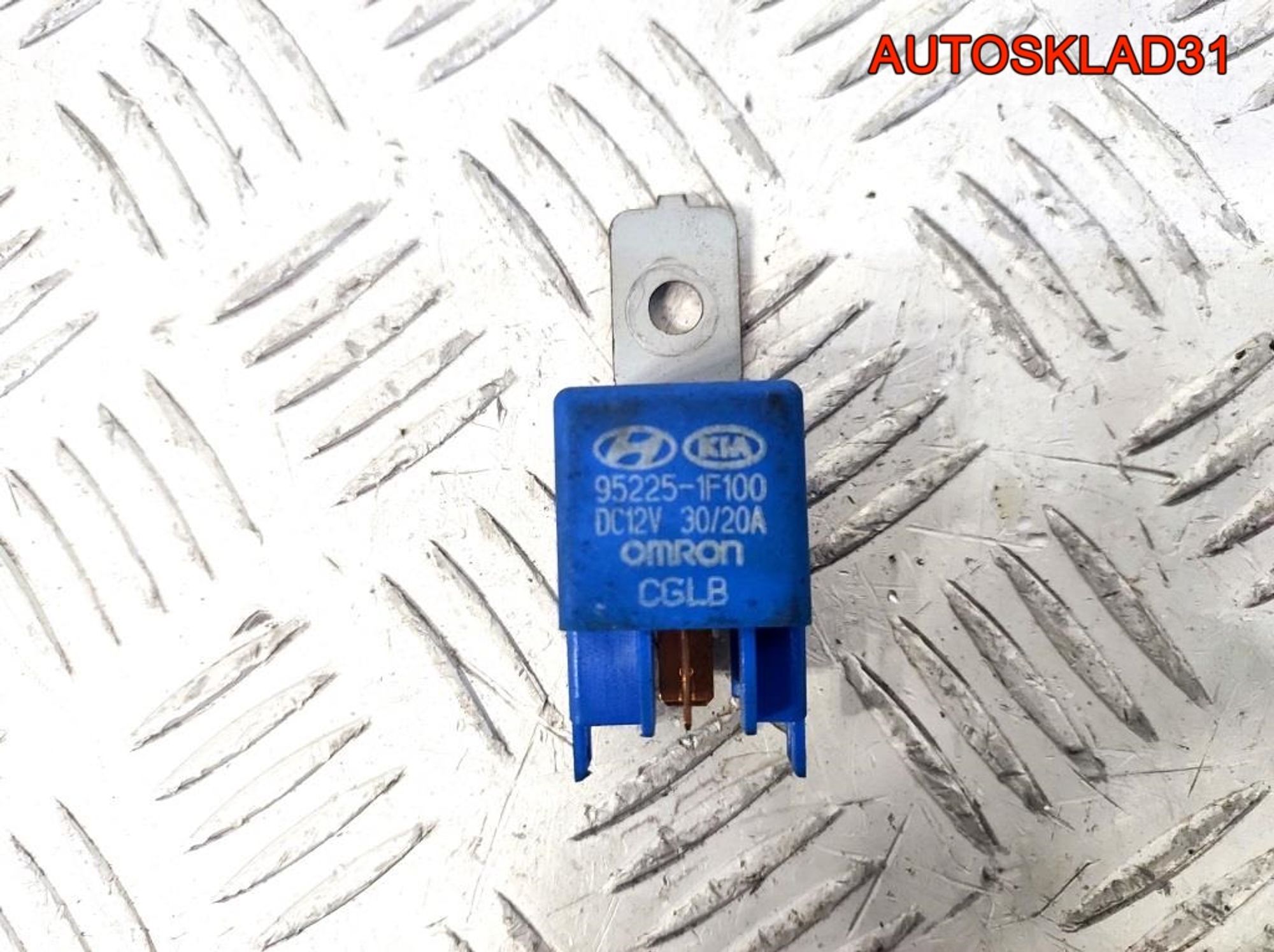 Реле стеклоочистителей Kia Ceed 952251F100, 500 рублей, Дубовое