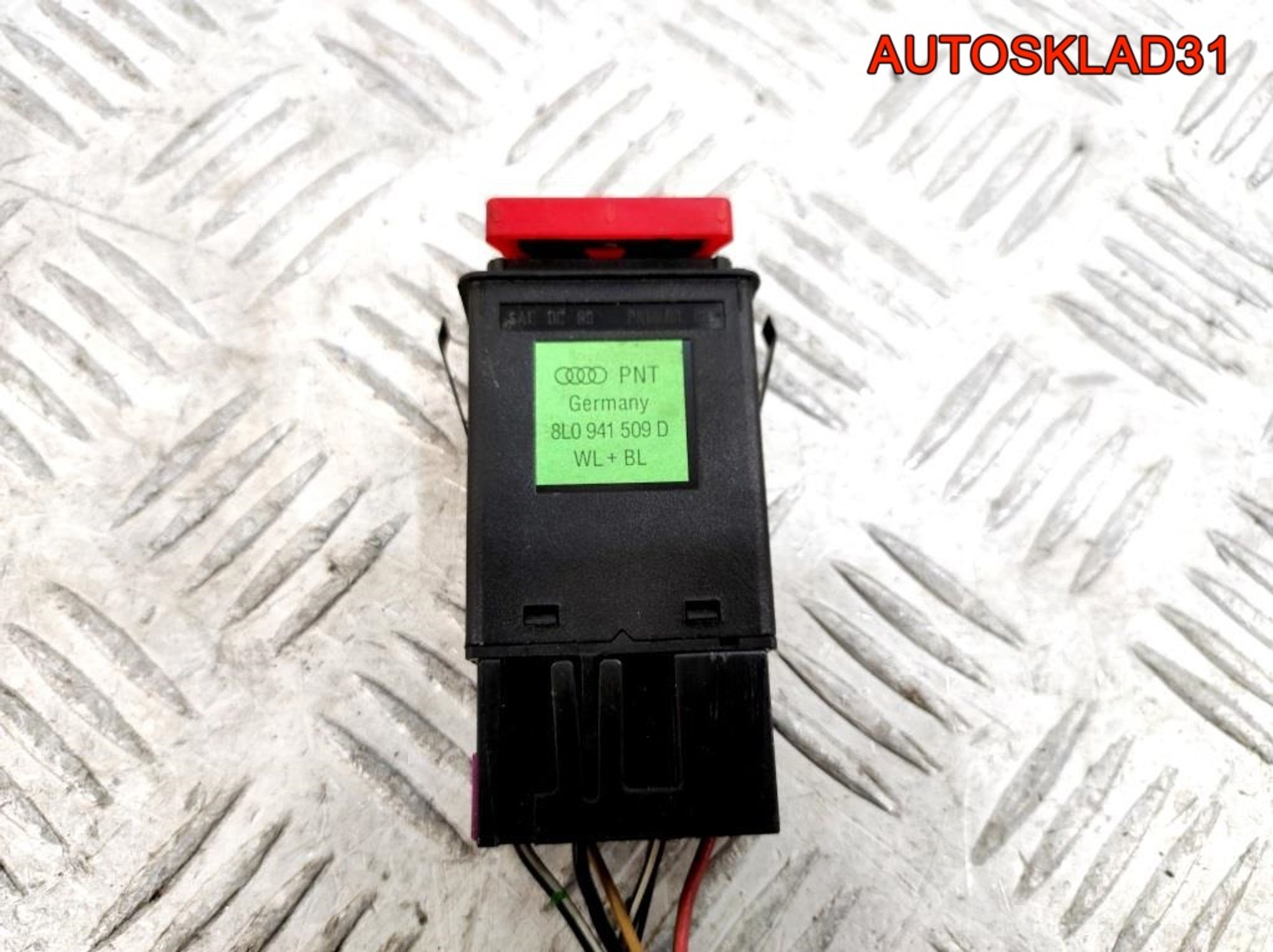 Кнопка аварийной сигнализации Audi A3 8L 8L0941509D, 1500 рублей, Дубовое