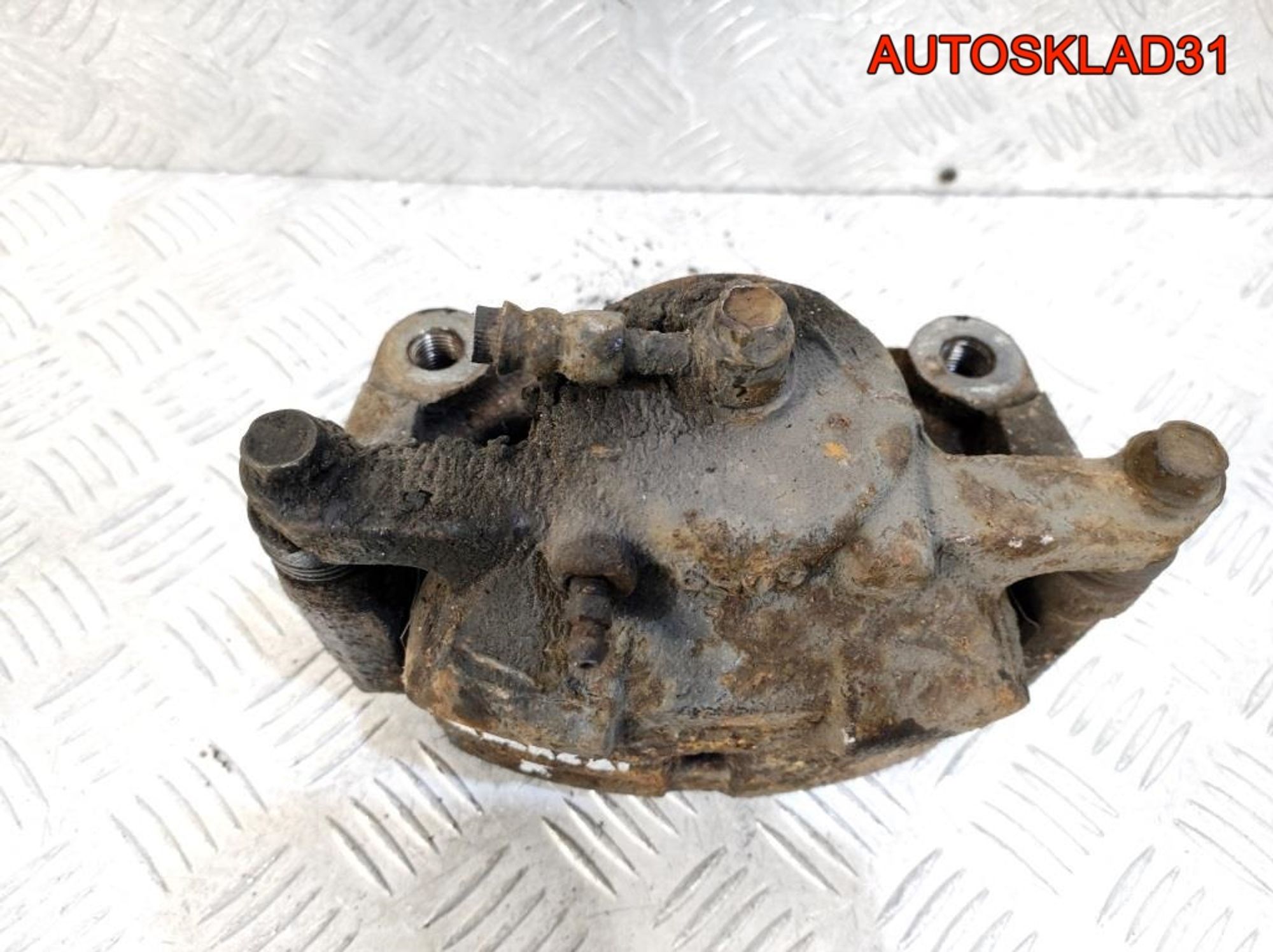 Суппорт тормозной передний правый Nissan Qashqai, 3200 рублей, Дубовое