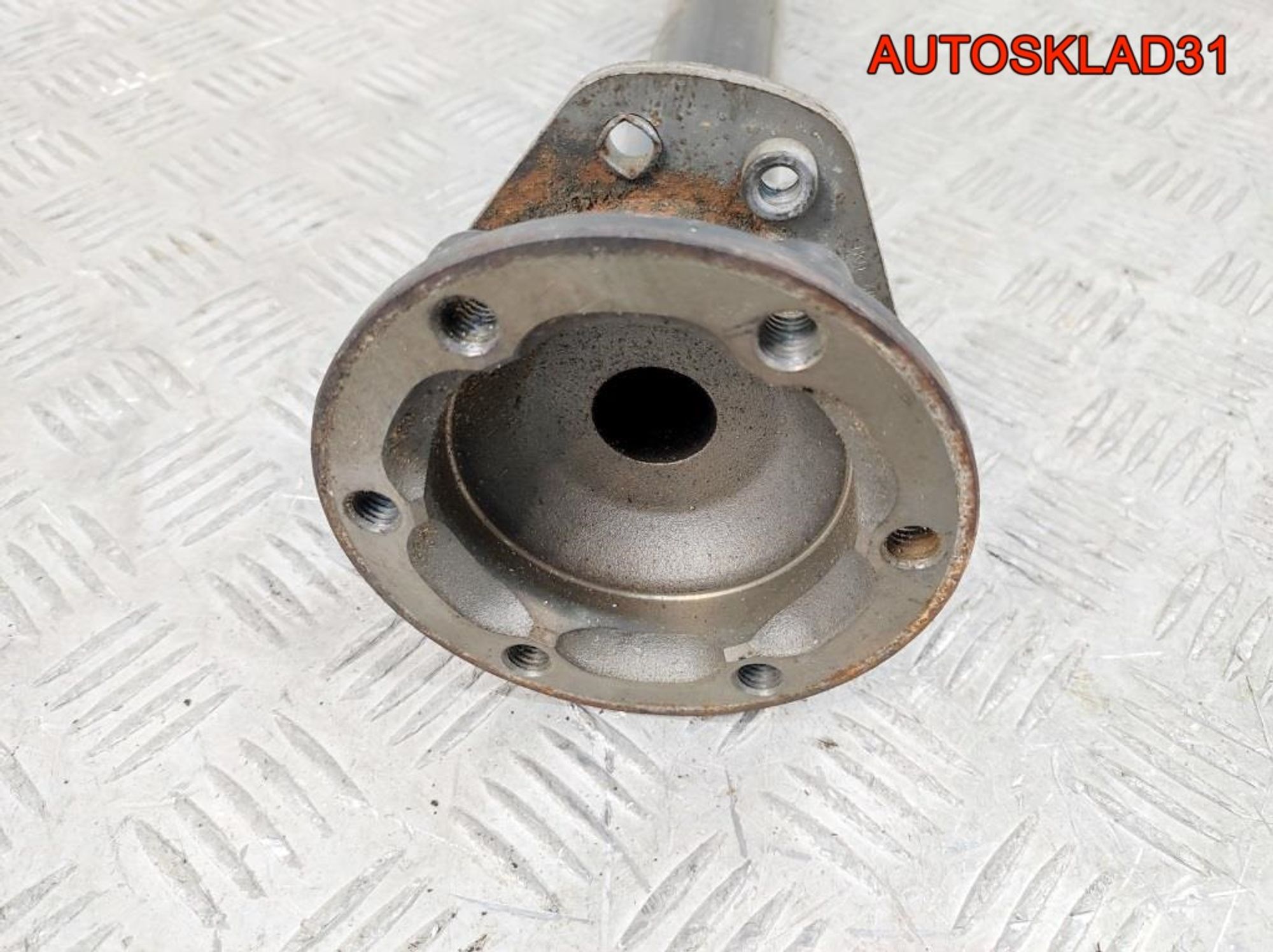 Промежуточный вал привода VW Golf 5 1K0407516A, 5000 рублей, Дубовое