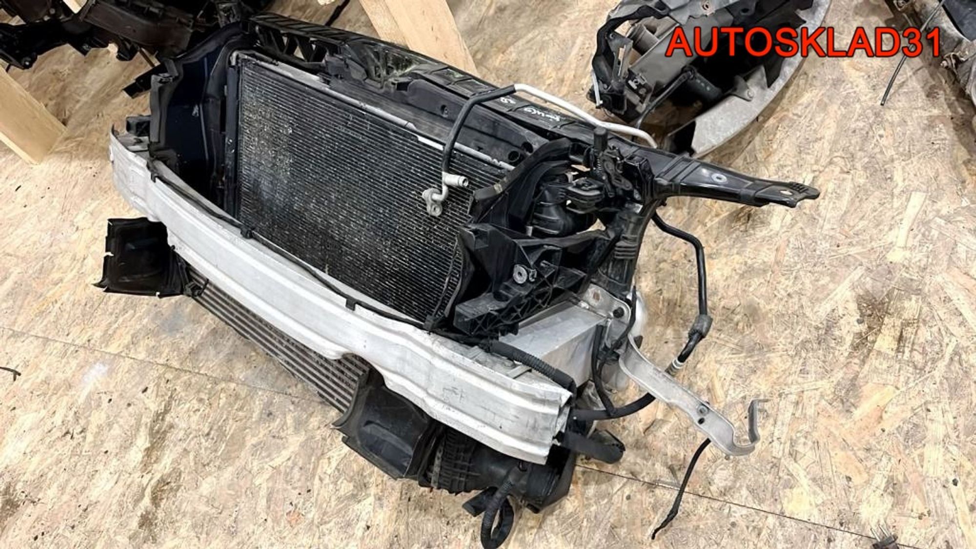 Усилитель переднего бампера Audi A6 C7 4G 4G0807133 (Р), 15000 рублей, Дубовое