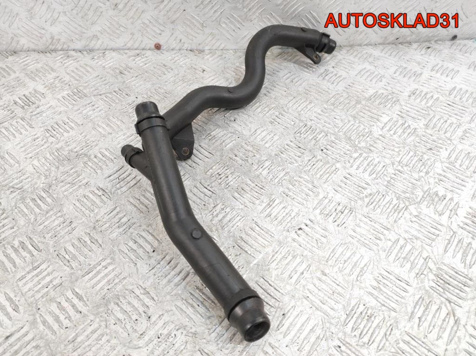 Трубка системы охлаждения BMW E46 2,0 M47 Дизель 11537787380, 1000 рублей, Дубовое