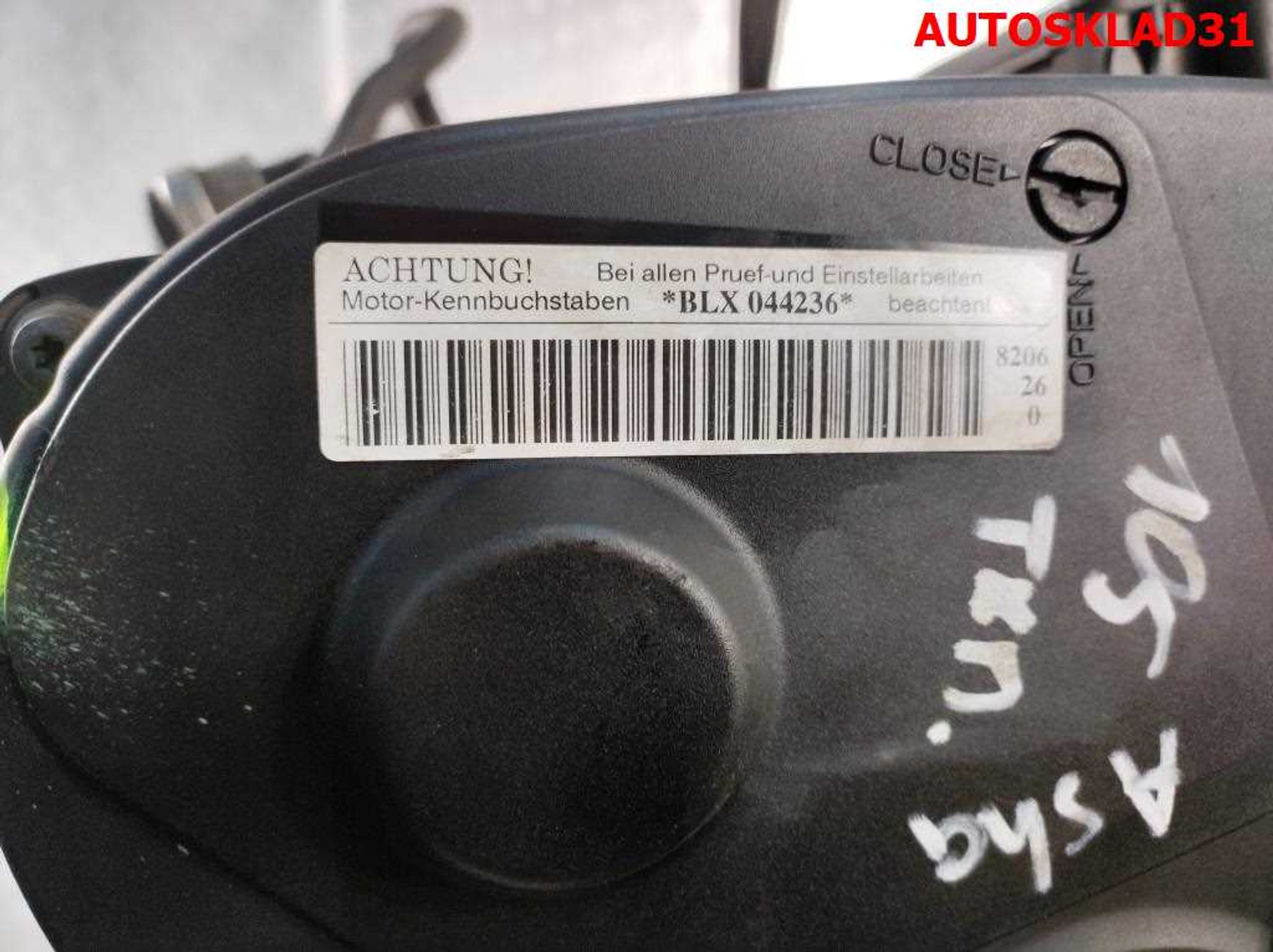 Двигатель BLX Volkswagen Golf 5 2,0 FSI  Бензин, 65000 рублей, Дубовое