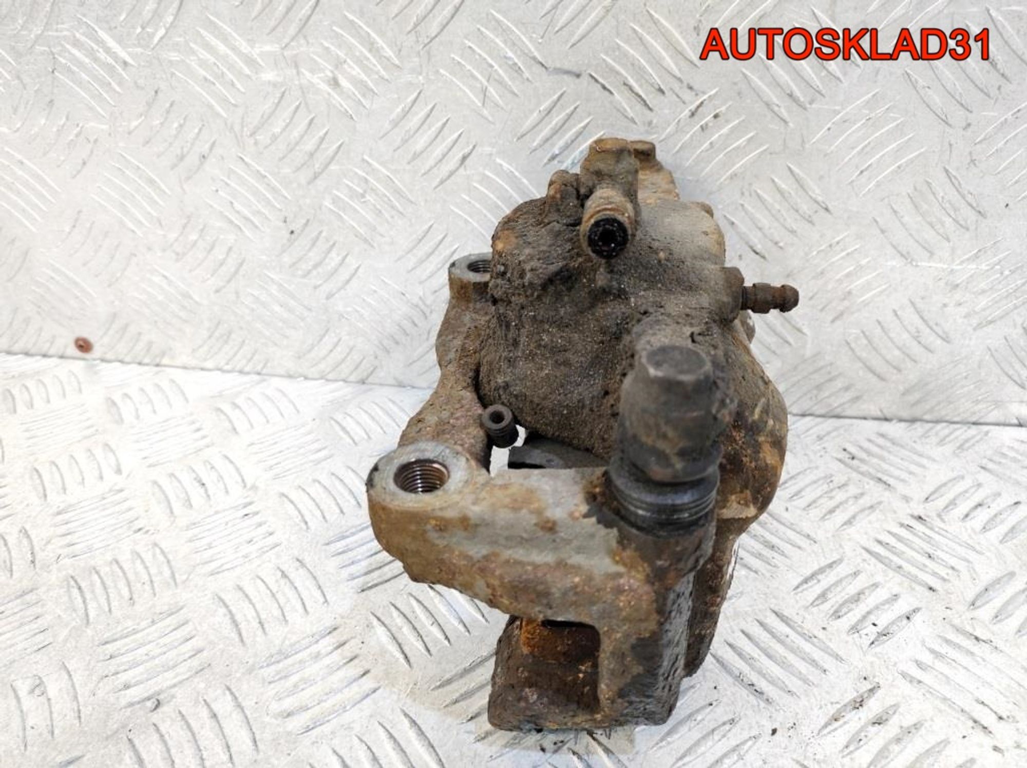 Суппорт тормозной передний правый Nissan Qashqai, 3200 рублей, Дубовое