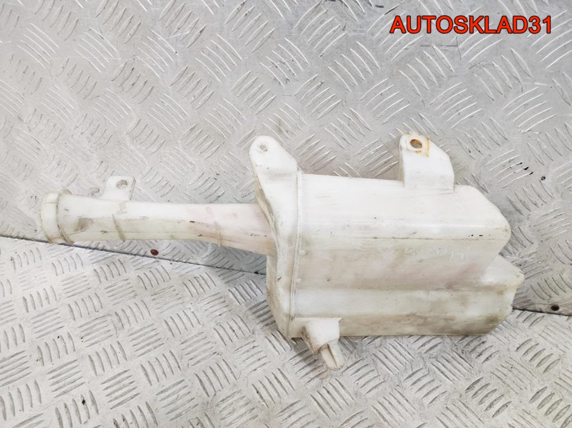 Бачок омывателя Mazda 323 BA 860142056, 1800 рублей, Дубовое