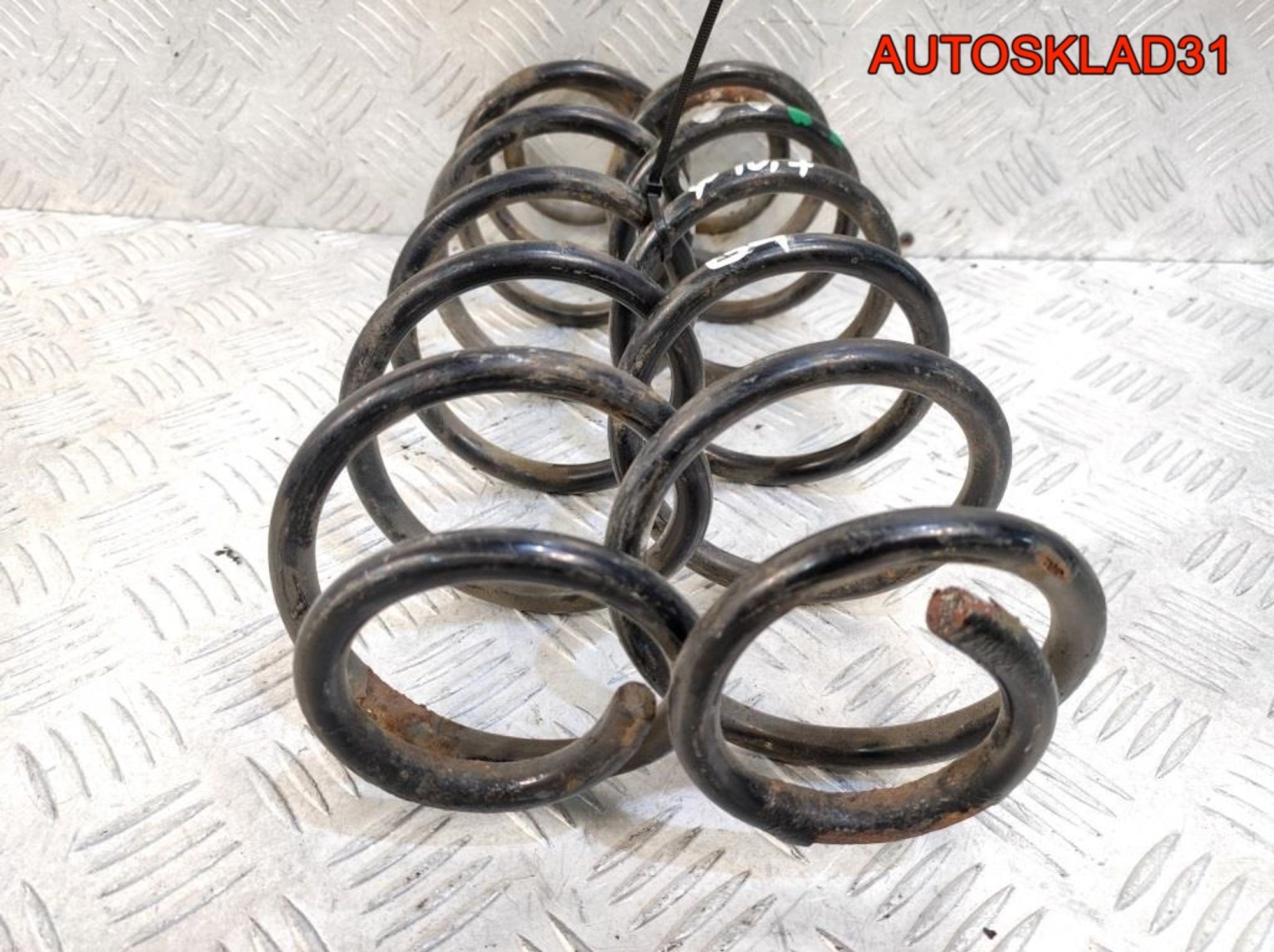 Пружина задняя комплект Volkswagen Golf 4, 1800 рублей, Дубовое