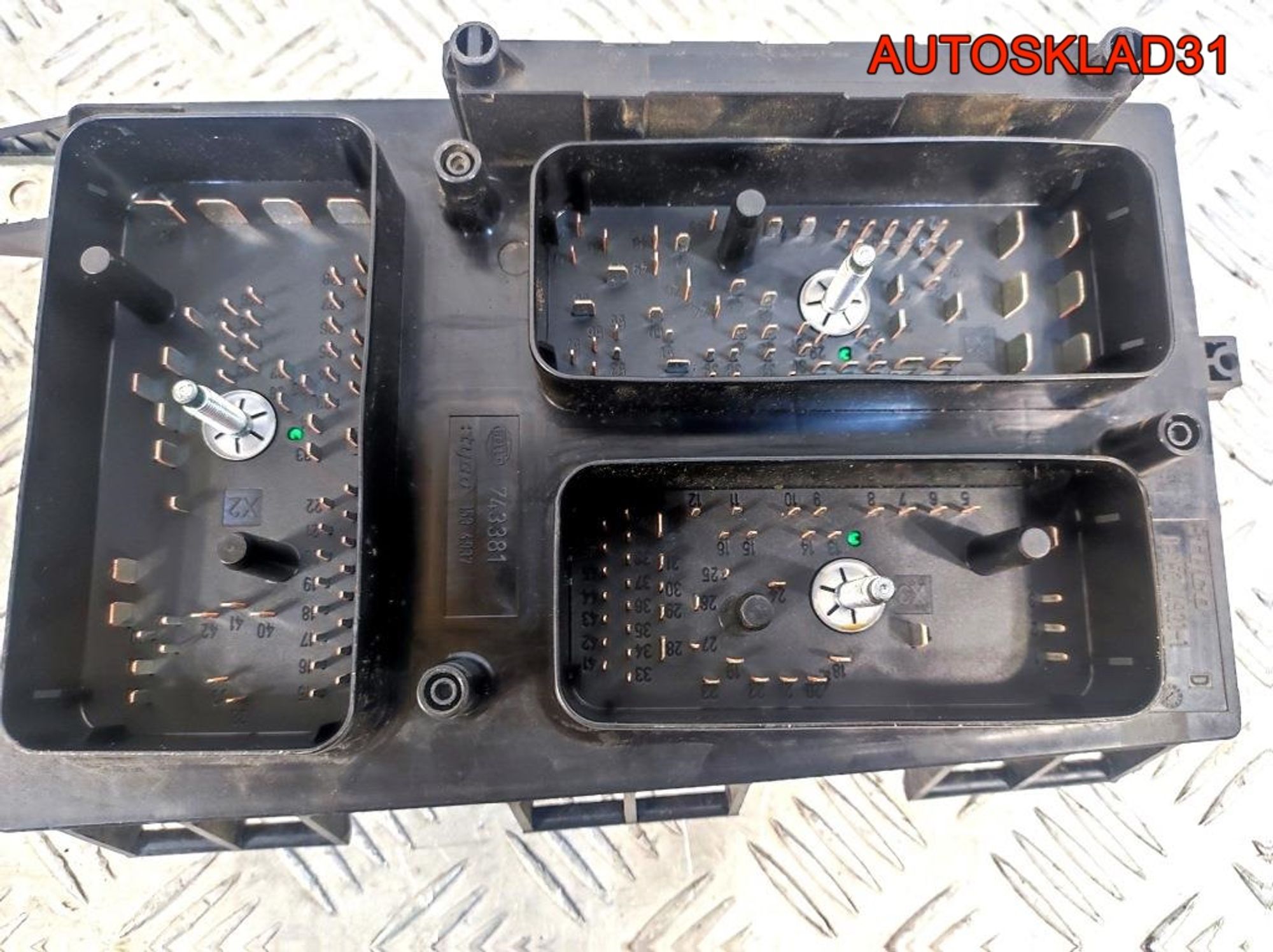 Блок предохранителей Opel Astra J A20DTH 13206754, 4100 рублей, Дубовое