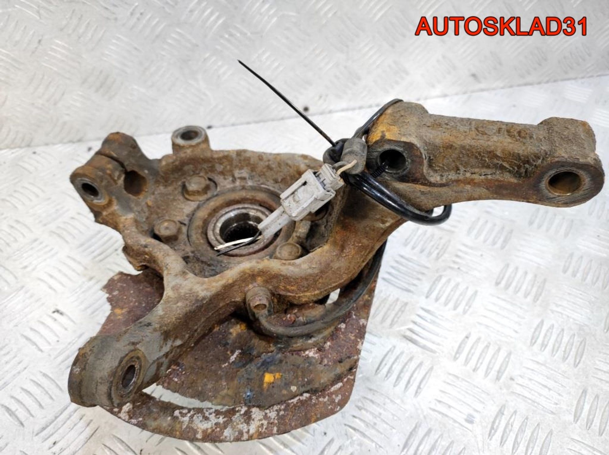 Кулак поворотный передний правый Nissan Qashqai 1, 2900 рублей, Дубовое