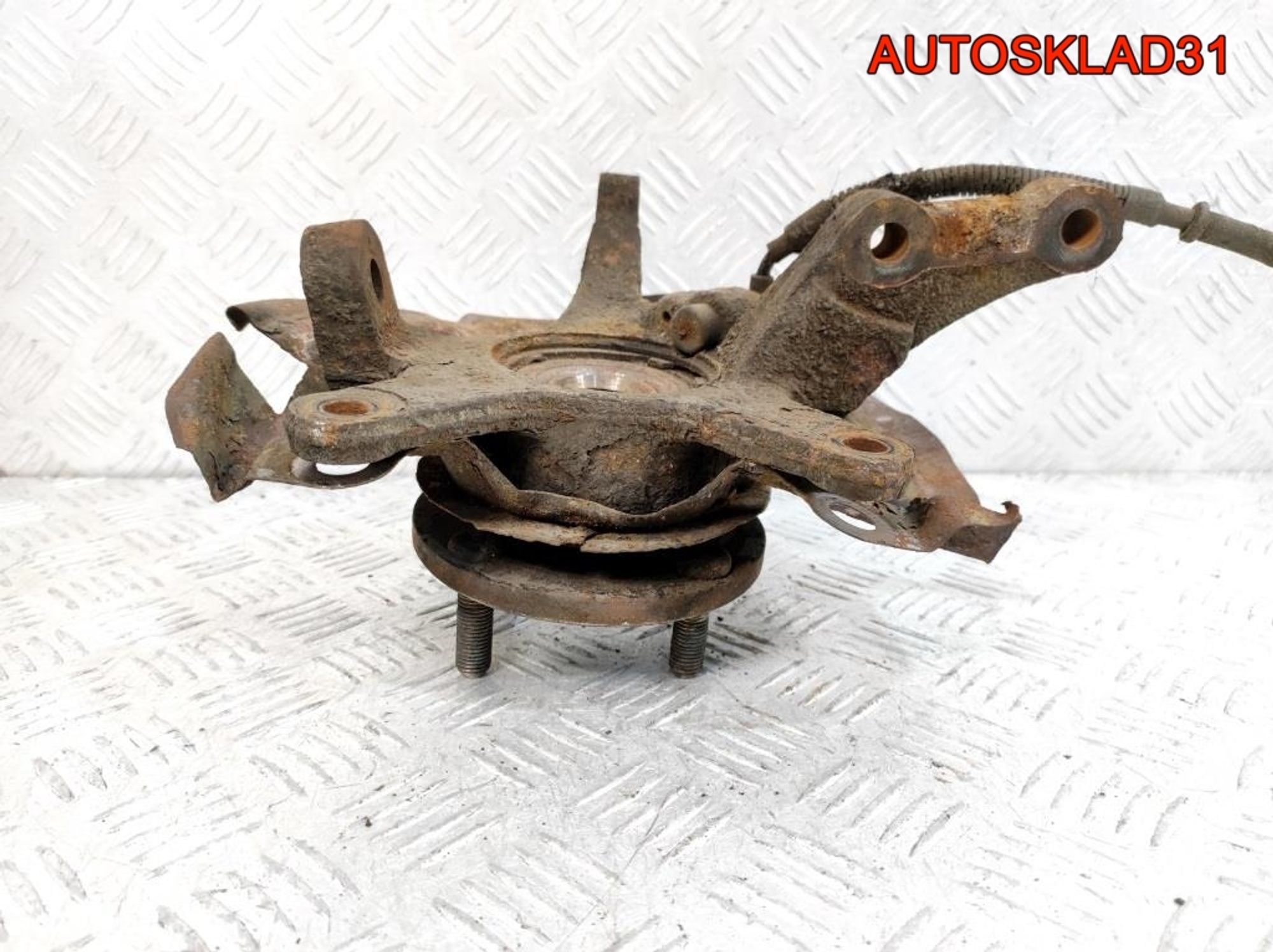 Кулак поворотный передний левый в сборе Hyundai Getz 517151C110, 4500 рублей, Дубовое