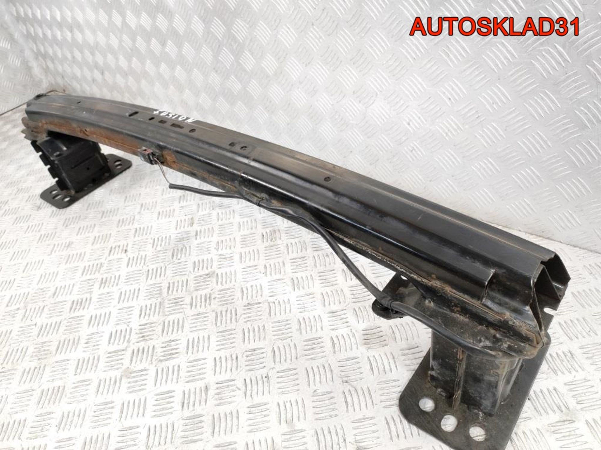 Усилитель переднего бампера Ford Fusion 1460510, 3300 рублей, Дубовое