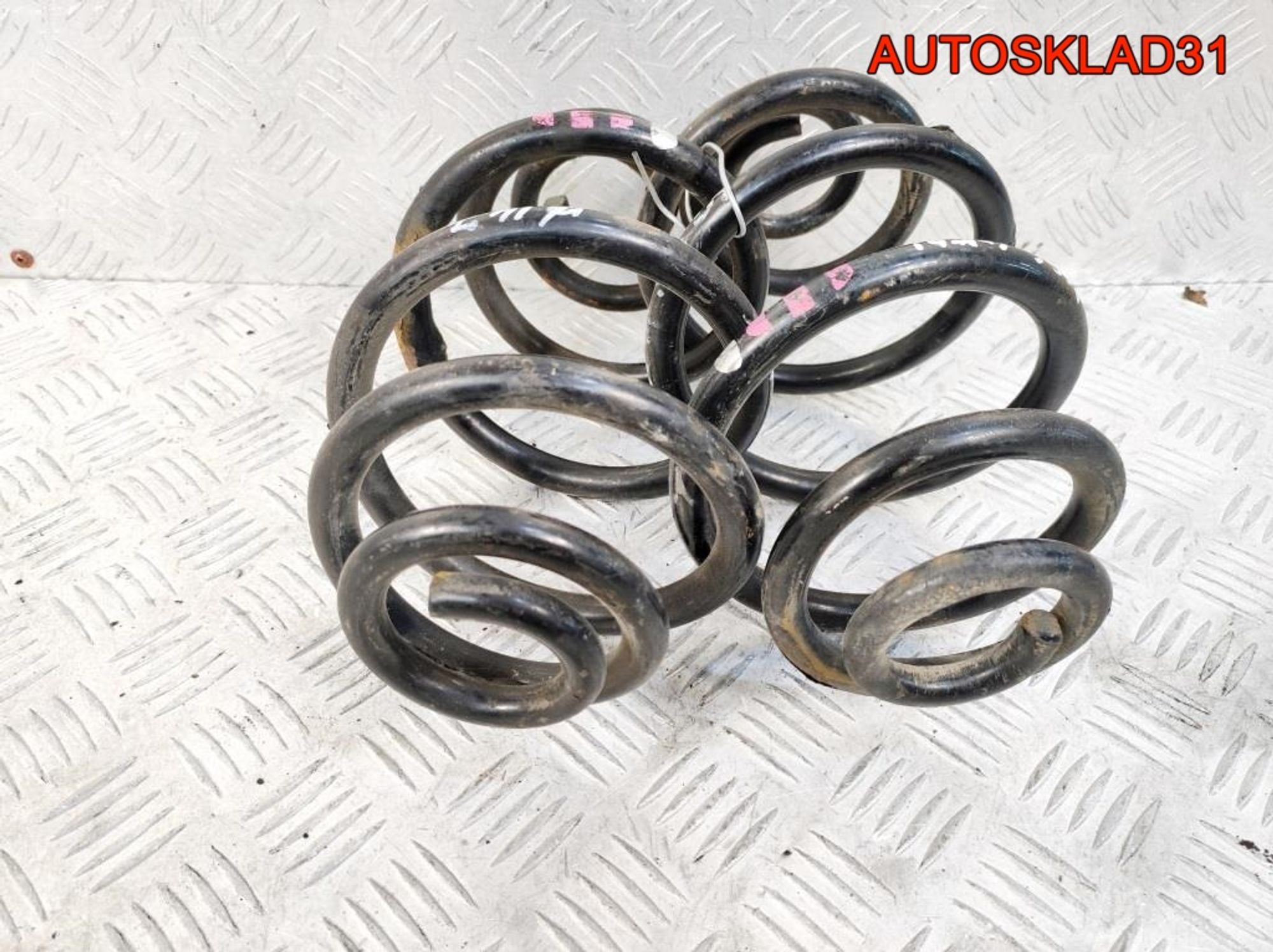 Пружина задняя Audi A6 C5 3B0511115M Combi, 1800 рублей, Дубовое