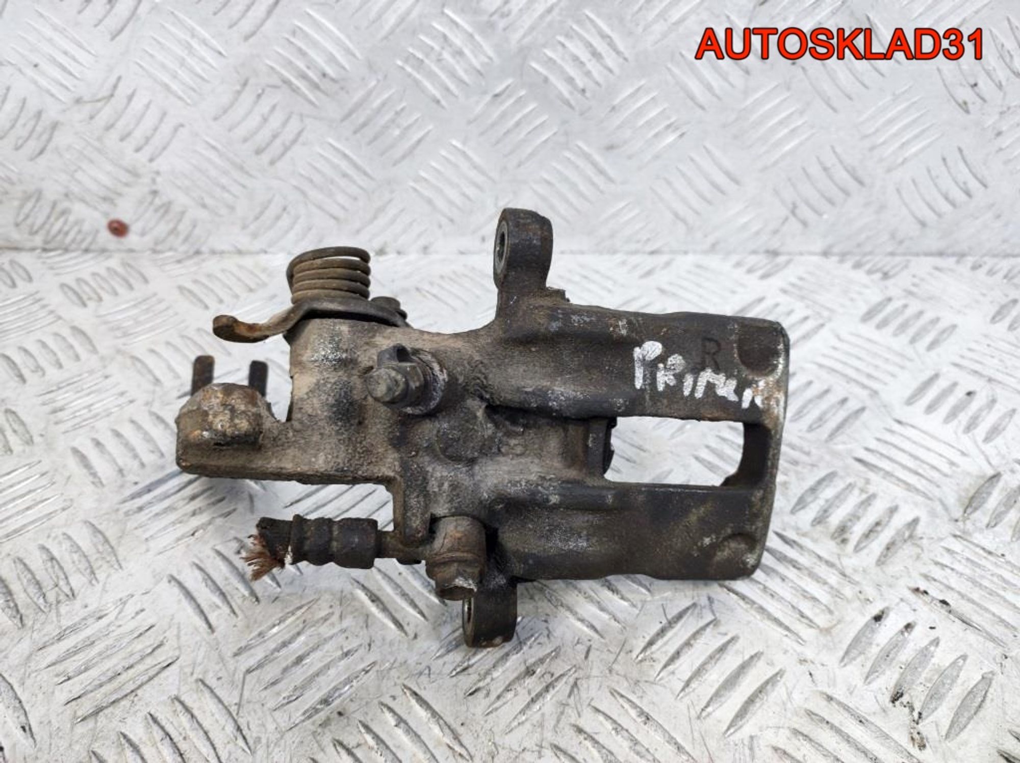 Суппорт тормозной задний правый Nissan Primera P11, 2100 рублей, Дубовое