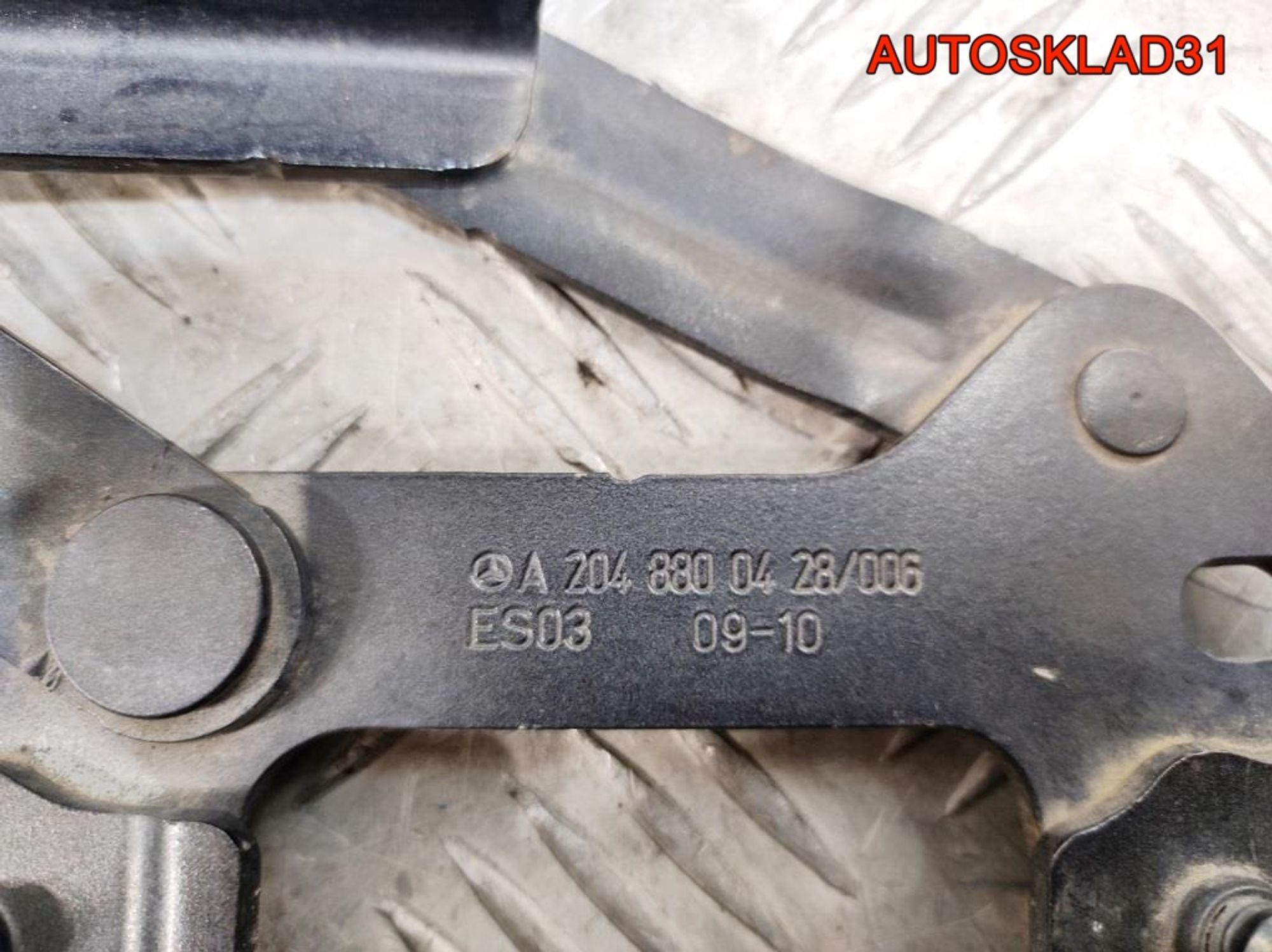 Петля капота правая Mercedes GLK X204 A2048801228, 2300 рублей, Дубовое