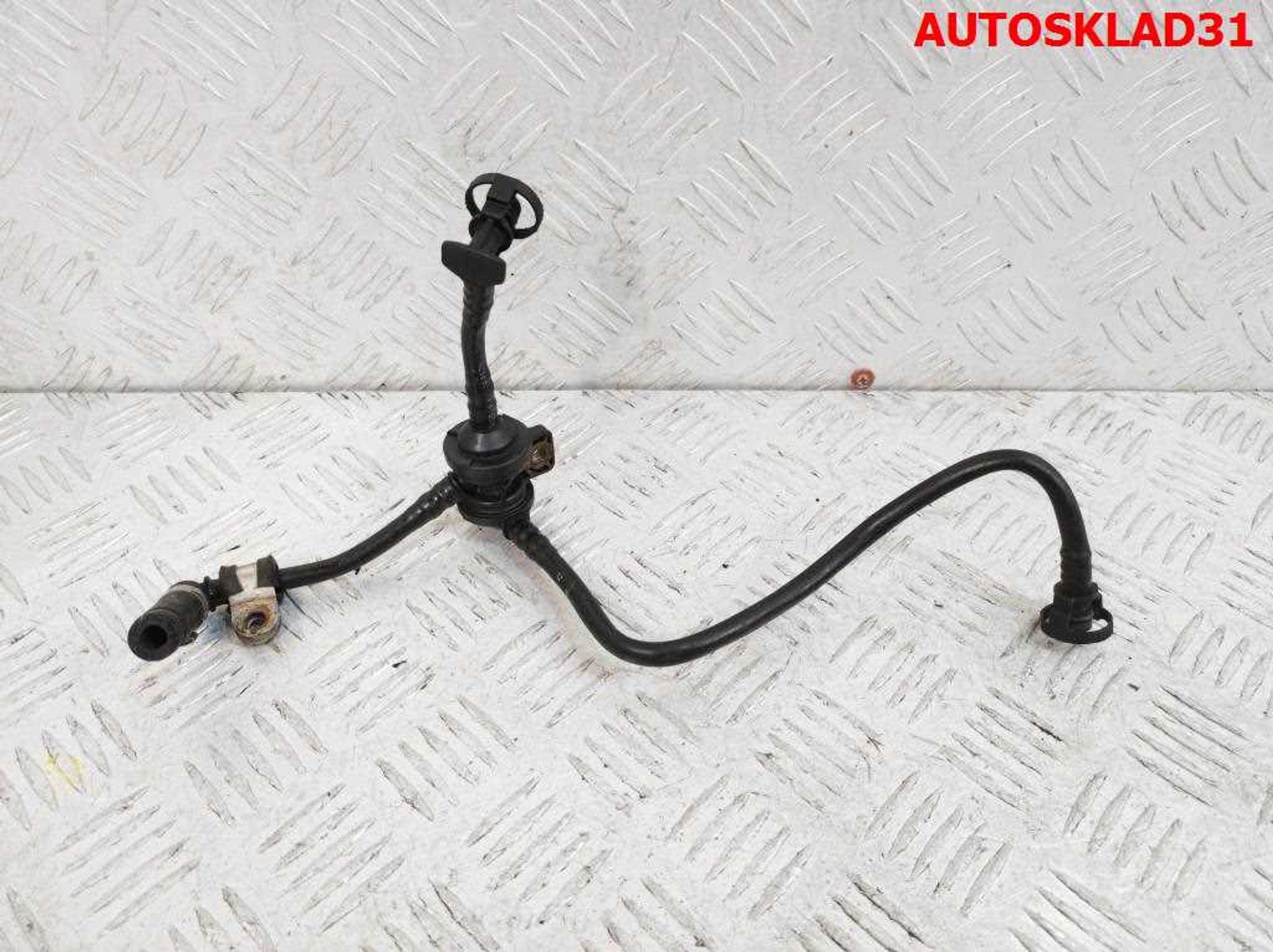 Трубка вакуумная Audi A6 C6 2,0 Бензин 06F133781G, 1500 рублей, Дубовое