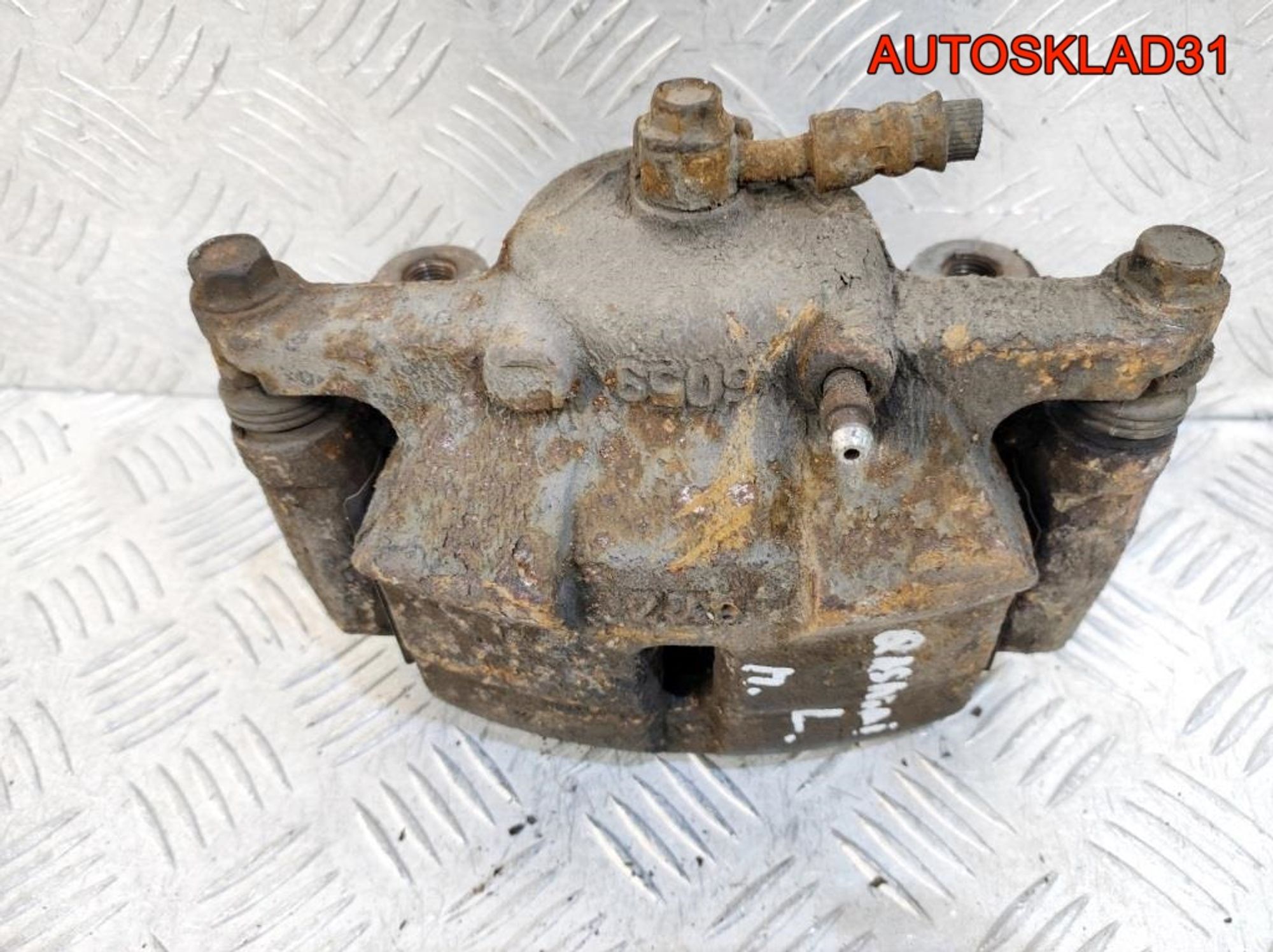 Суппорт тормозной передний левый Nissan Qashqai, 2100 рублей, Дубовое