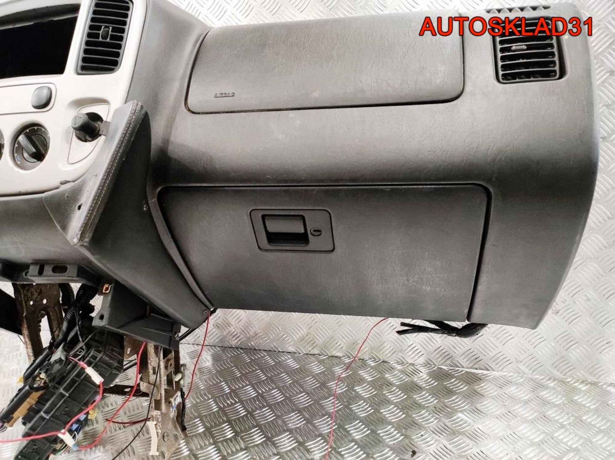 Торпедо Голое Ford Maverick 2 4804441, 13500 рублей, Дубовое