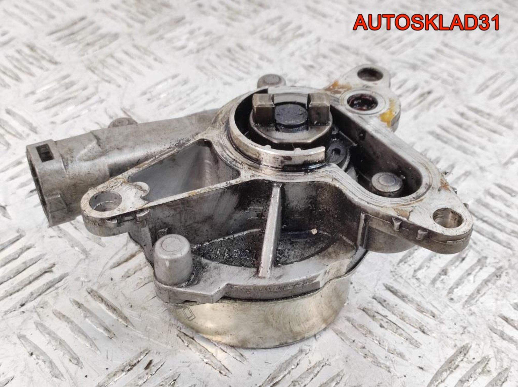 Насос вакуумный Renault Megane 3 146503760R, 1800 рублей, Дубовое