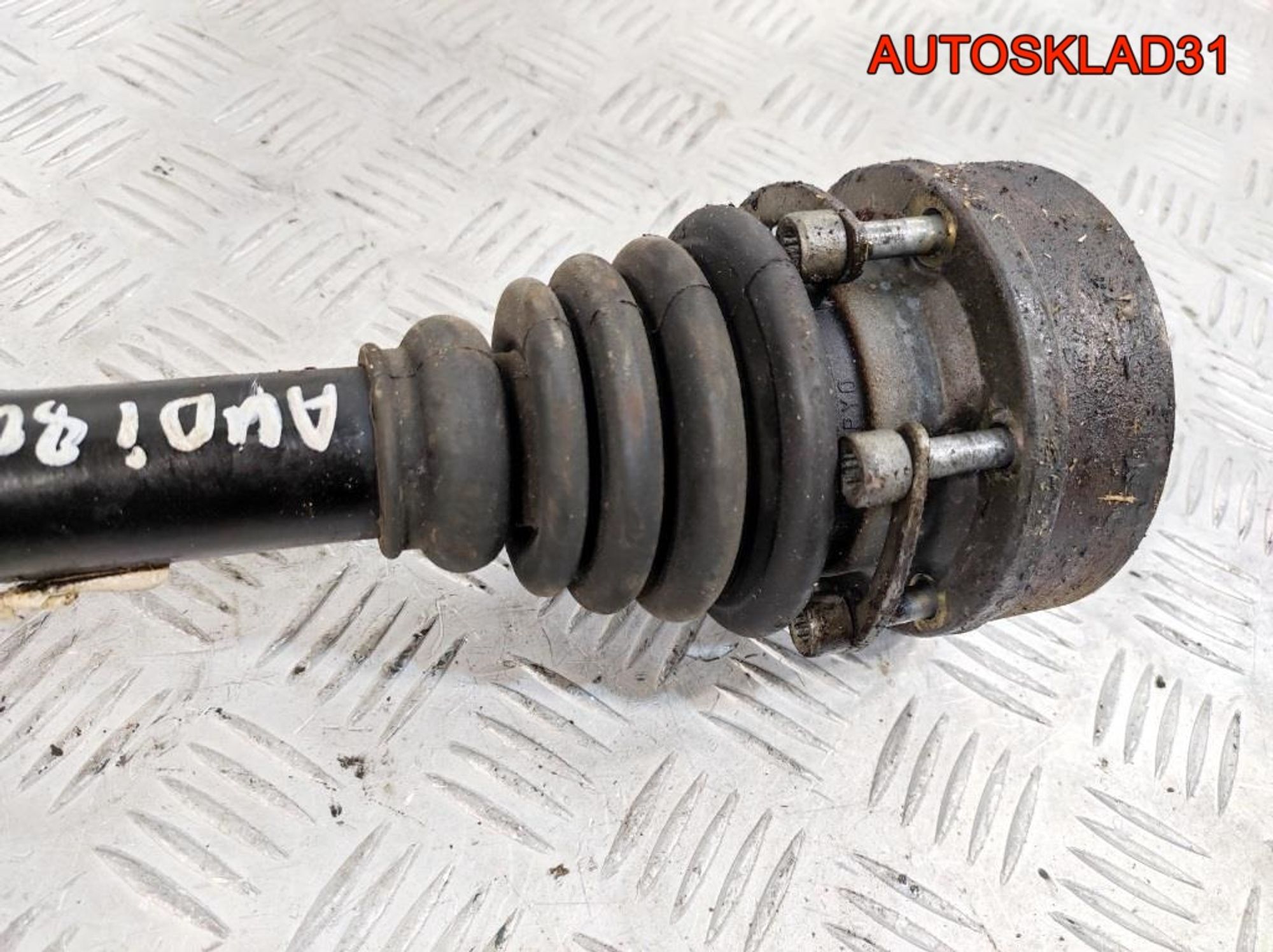 Полуось передняя левая Audi 80 B4 811407331, 2300 рублей, Дубовое