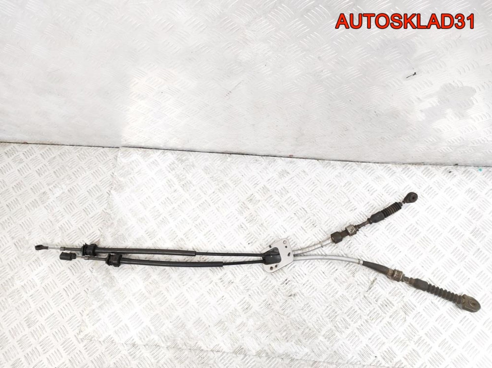 Трос кулисы МКПП Toyota Avensis 2 3382005273, 7000 рублей, Дубовое