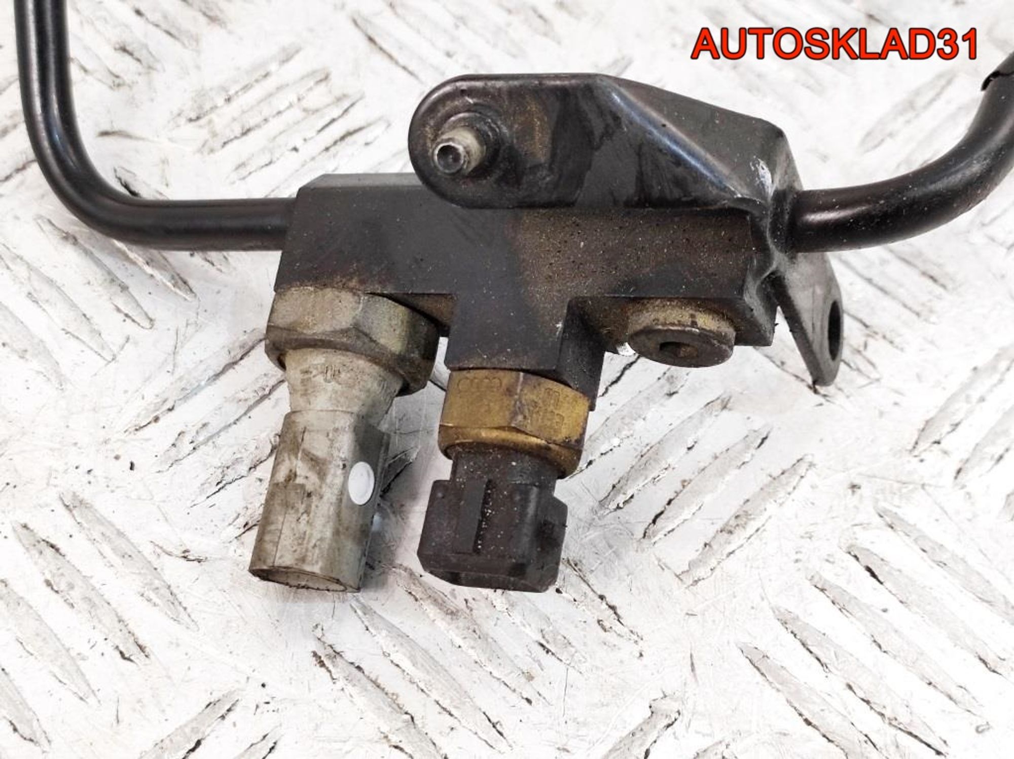 Трубка турбины Audi A6 C5 2,5 AKE Дизель 059145771E, 1000 рублей, Дубовое