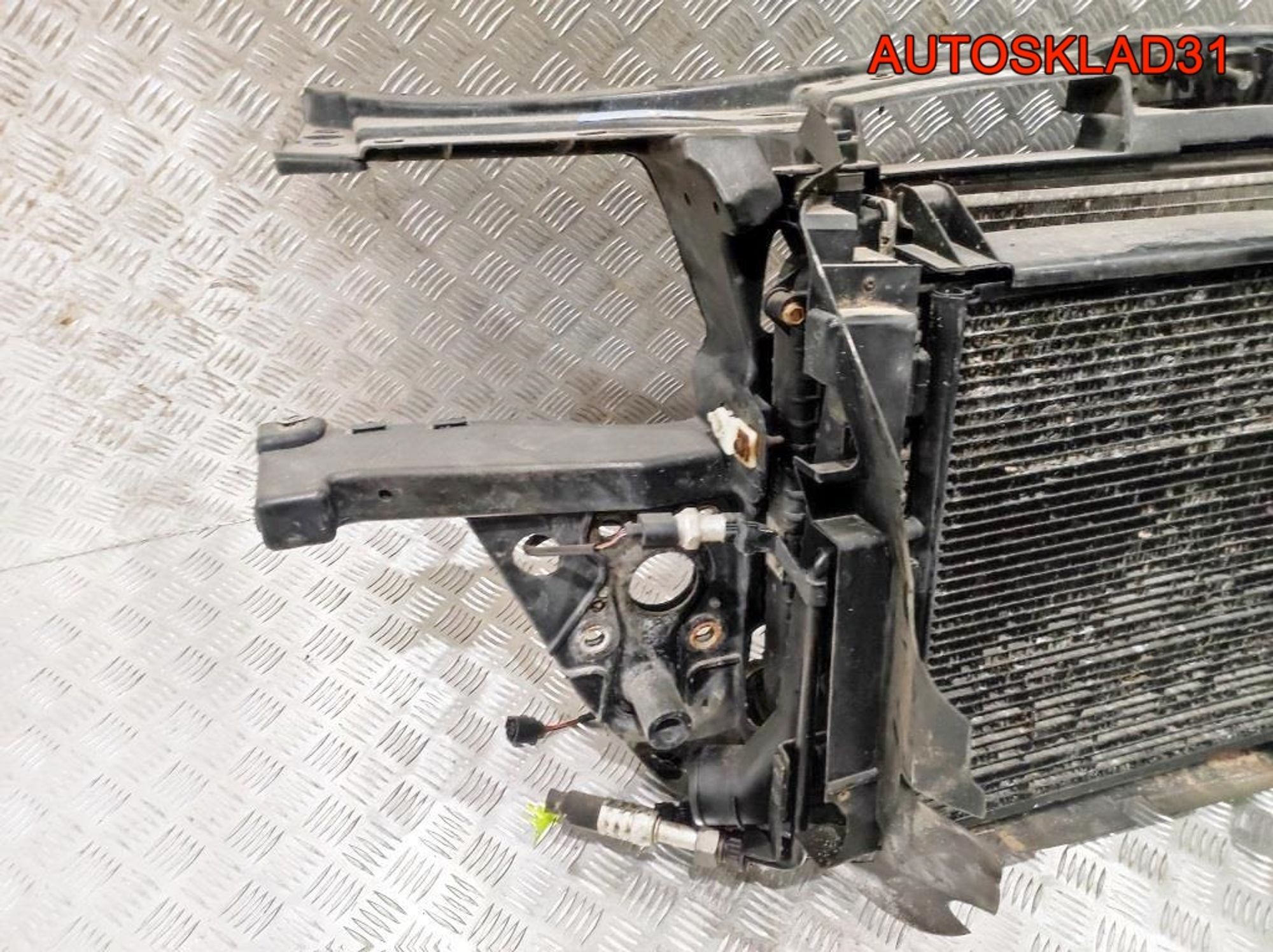 Панель передняя в сборе Audi A6 C5 2,5 Дизель 4B0805588K, 17000 рублей, Дубовое