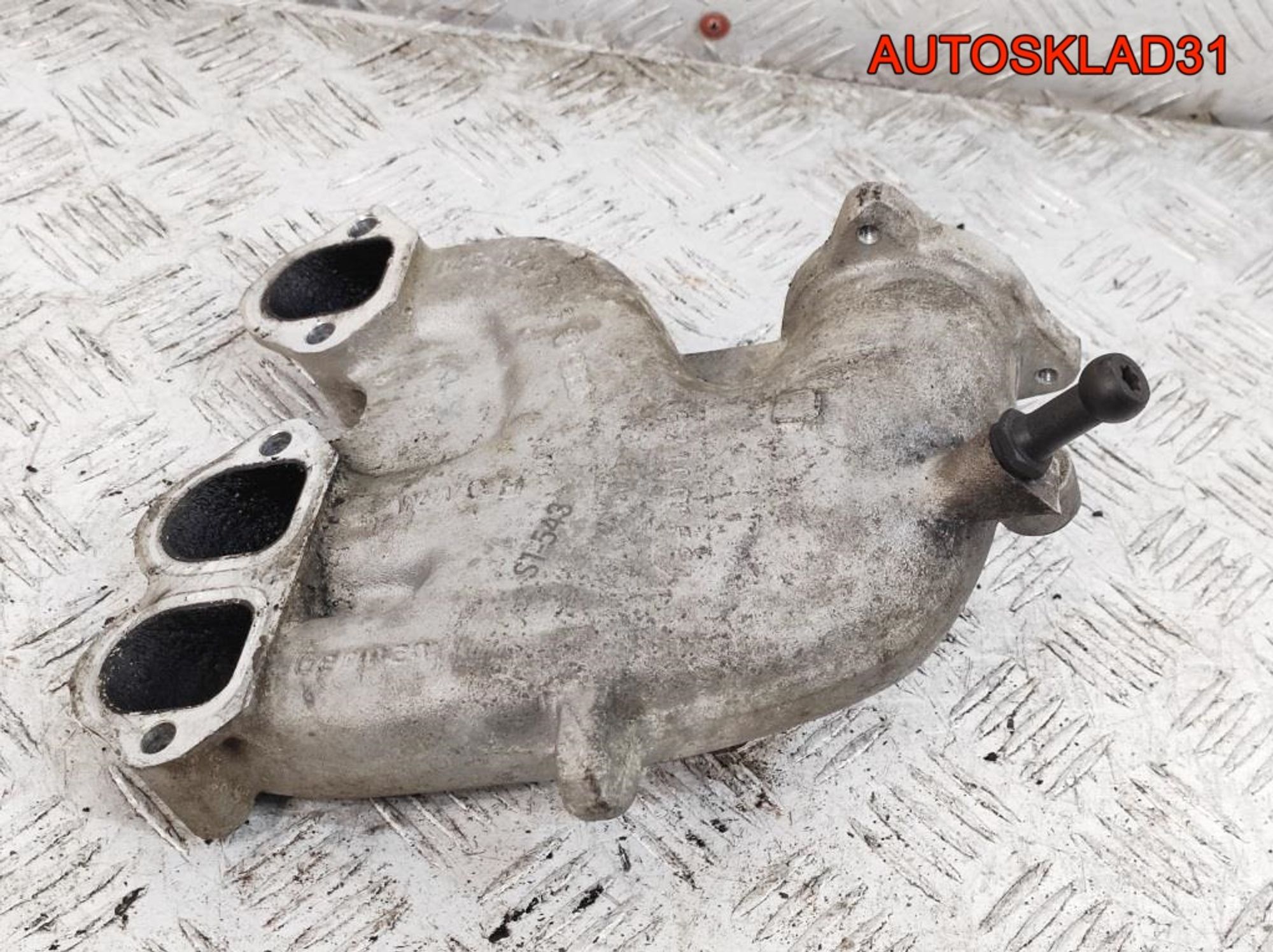 Коллектор впускной Skoda Fabia 1,4 BNV Дизель 045129713F, 600 рублей, Дубовое