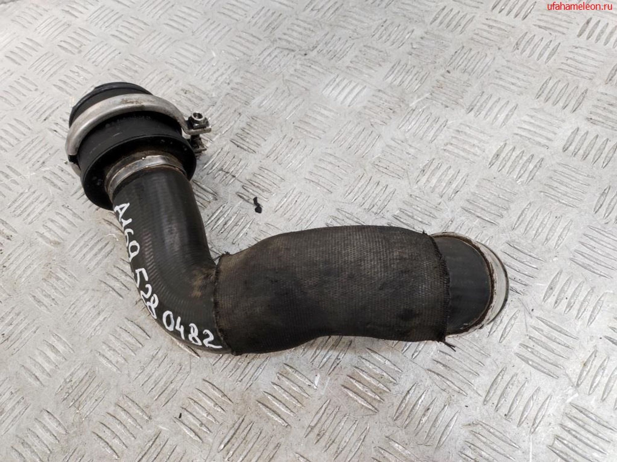 Патрубок интеркулера Mercedes Benz A140 A1695280482, 2000 рублей, Дубовое