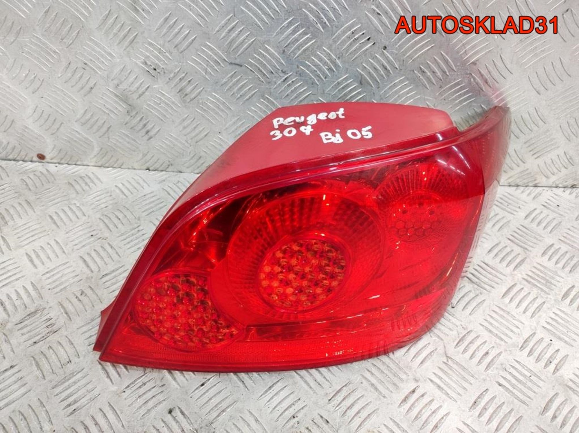 Фонарь задний правый Peugeot 307 9655767480 Рест, 7200 рублей, Дубовое