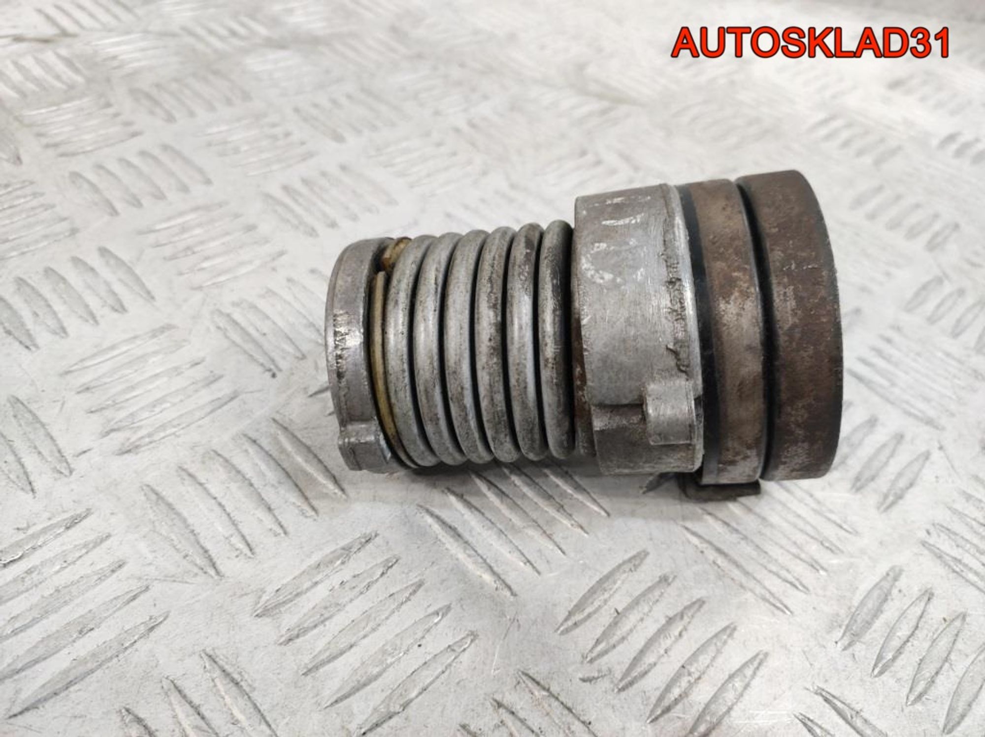 Натяжитель ремня VW Golf 4 1,6 Бензин 030145299C, 500 рублей, Дубовое