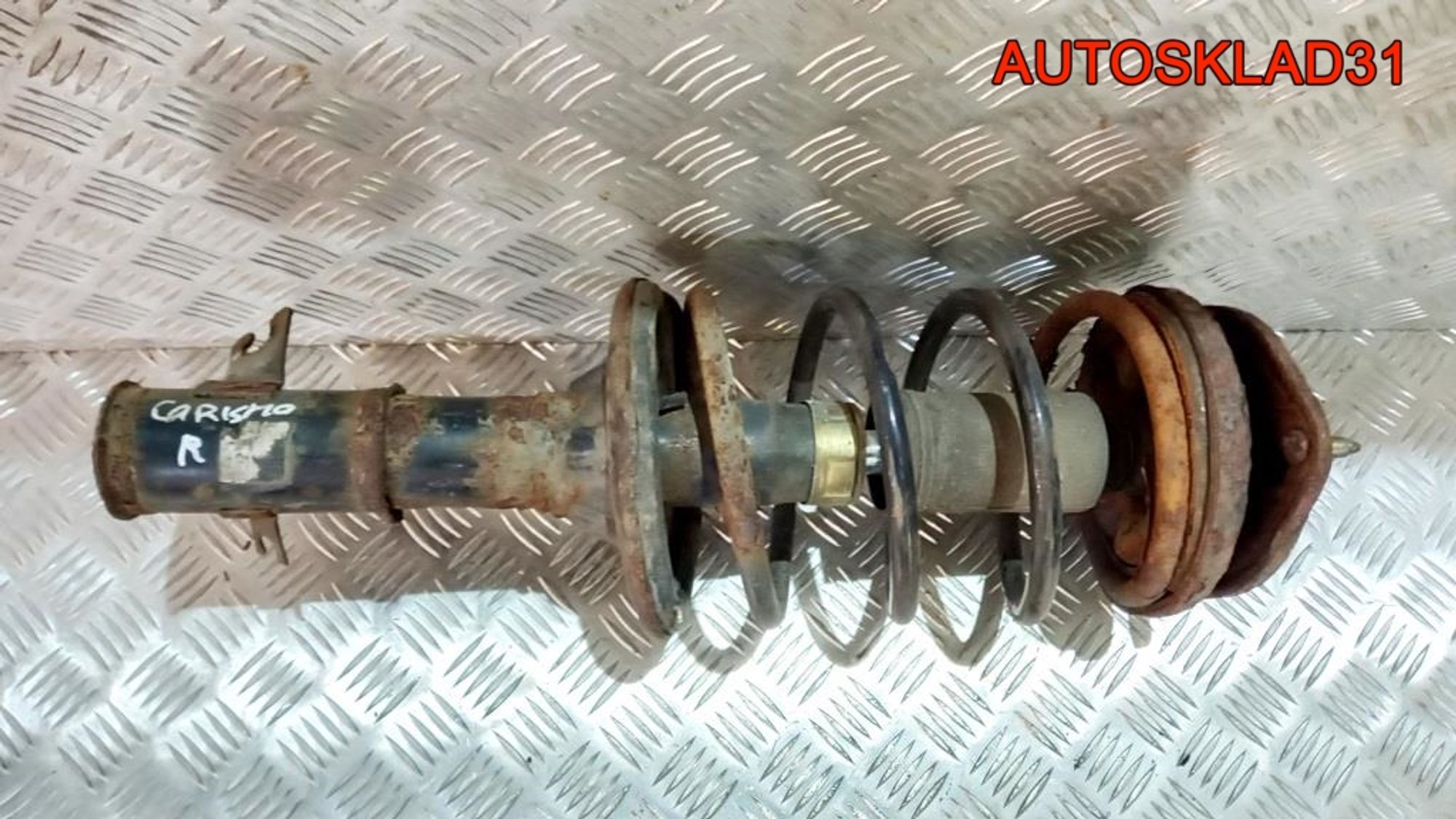 Амортизатор передний правый в сборе Mitsubishi Carisma DA MR554949, 5000 рублей, Дубовое