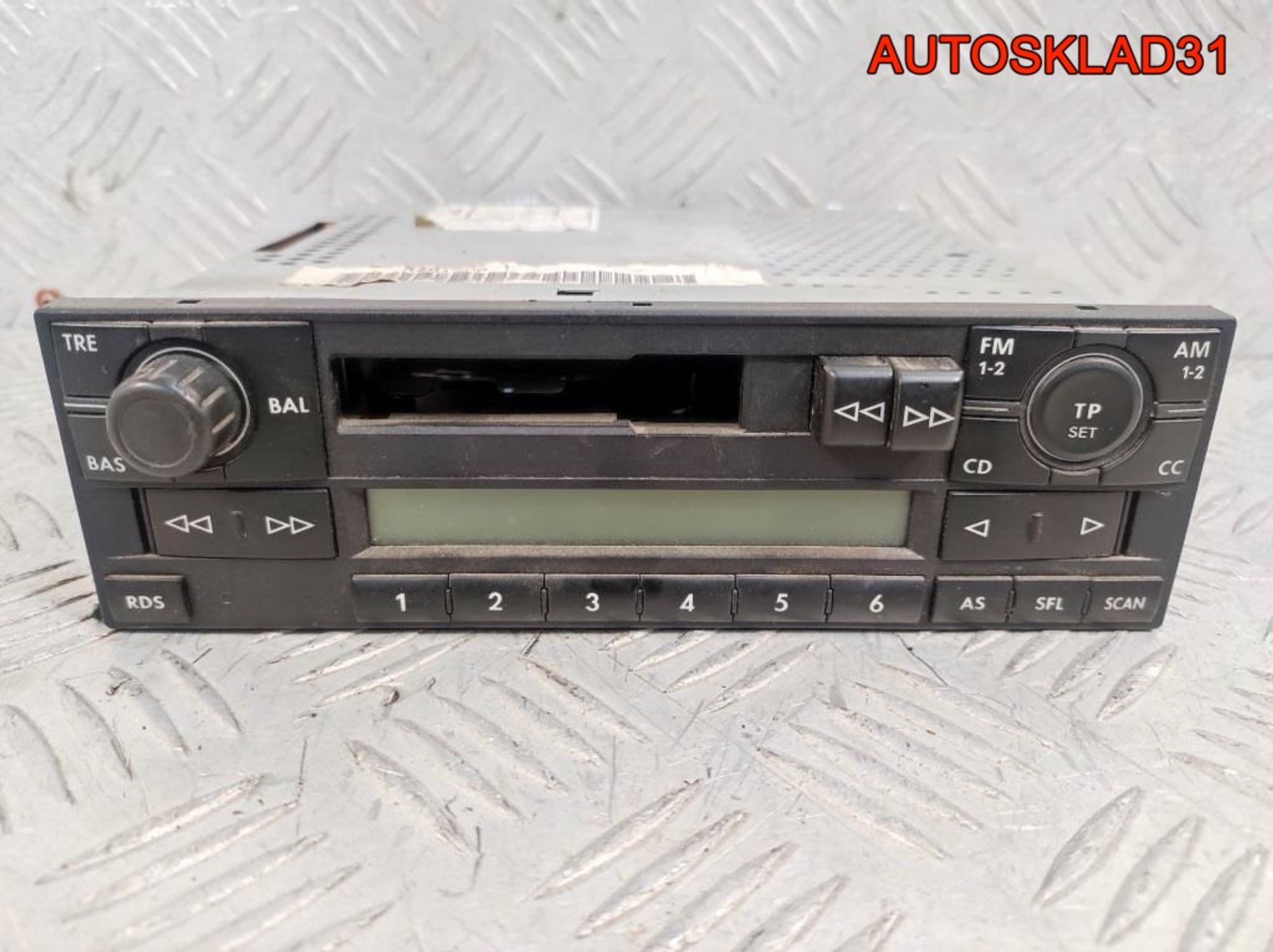 Магнитола Volkswagen Passat B5 1J0035152E С КОДОМ, 2700 рублей, Дубовое