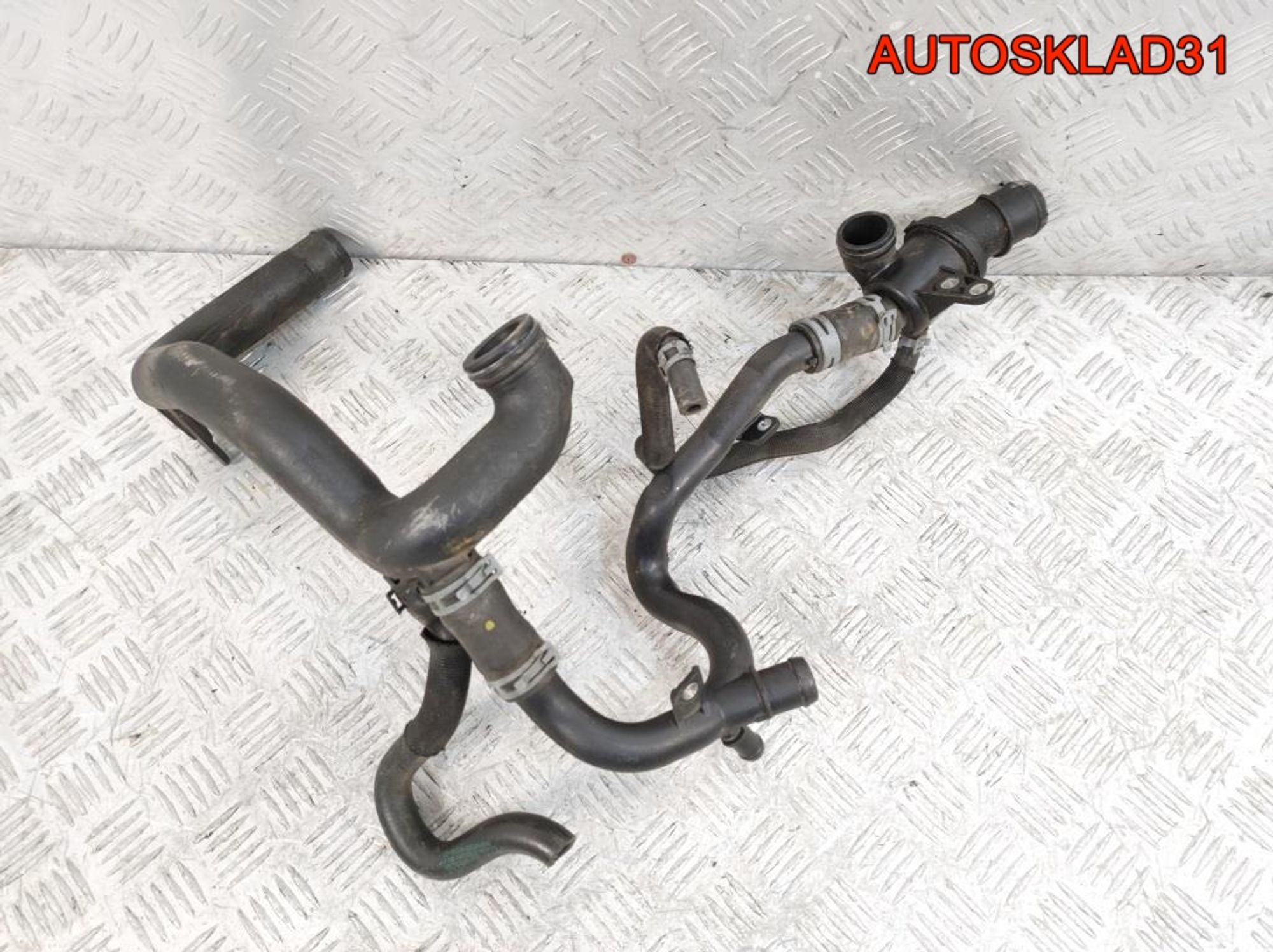 Патрубок радиатора Mercedes W169 OM640.940 A6402032182, 2500 рублей, Дубовое