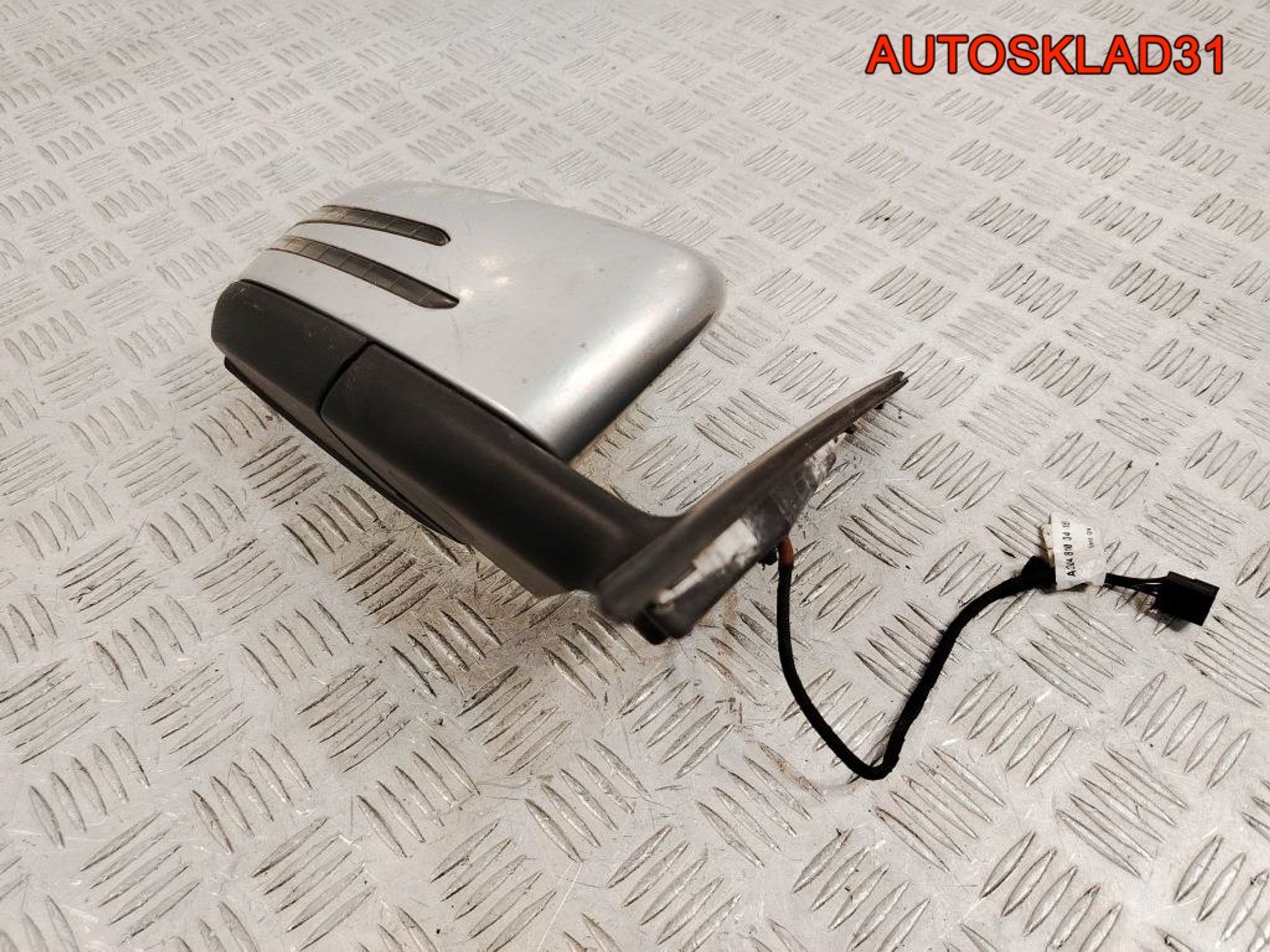 Зеркало правое Mercedes Benz W204 A2048103416, 18000 рублей, Дубовое