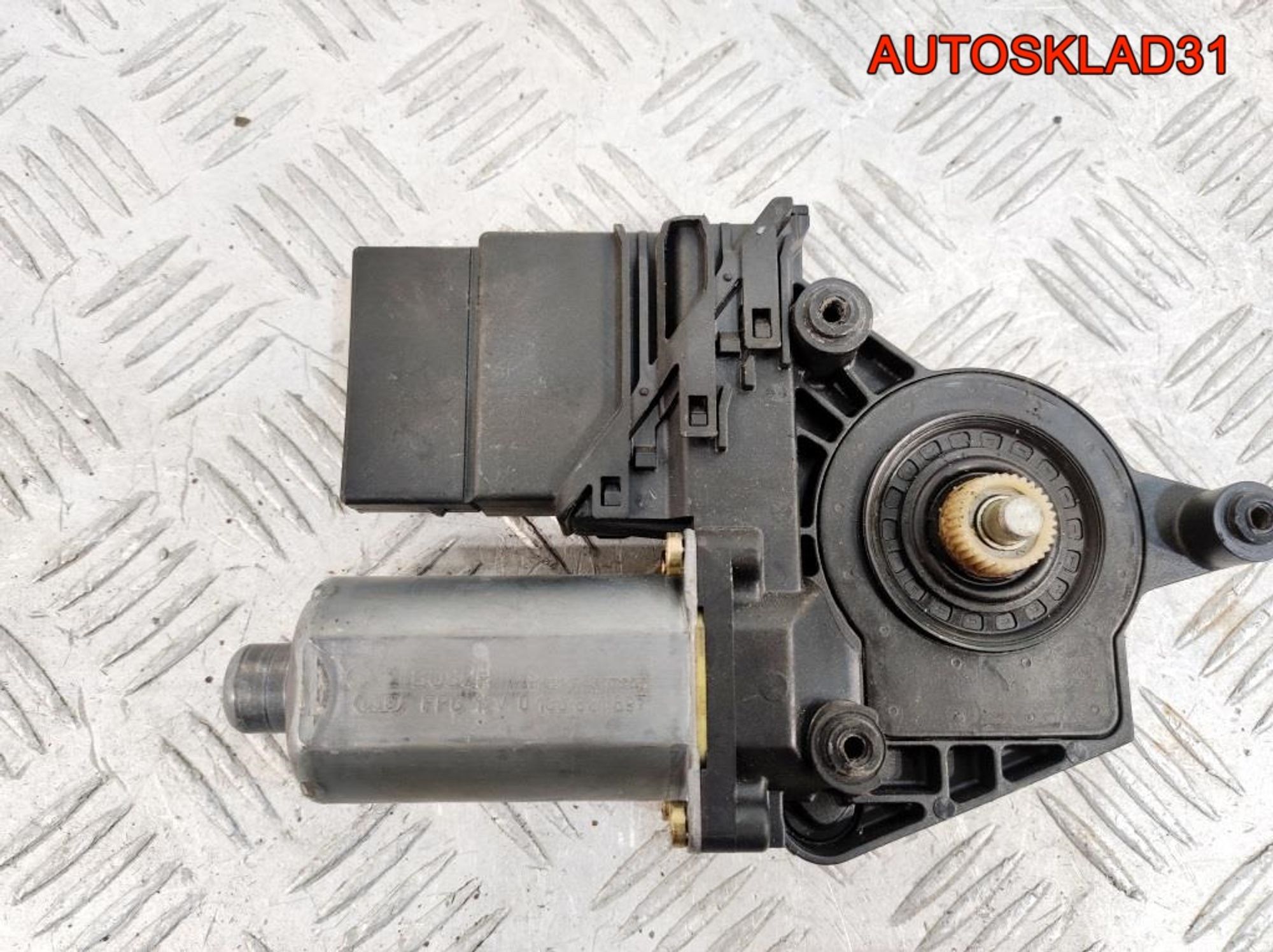 Моторчик стеклоподъемника зад левый VW Passat B5 101439200, 800 рублей, Дубовое