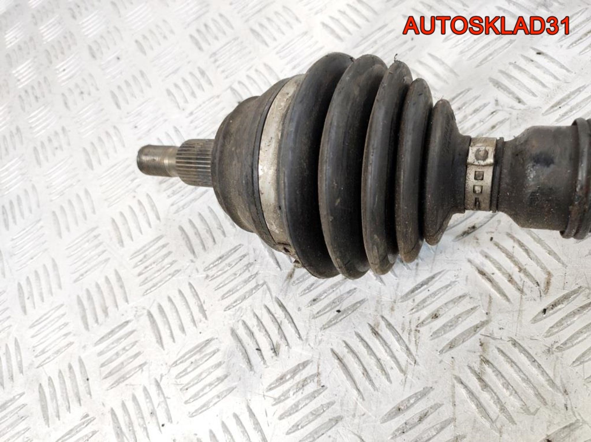 Полуось передняя правая VW Golf 4 1,6 Бензин 1J0407272GE, 4100 рублей, Дубовое