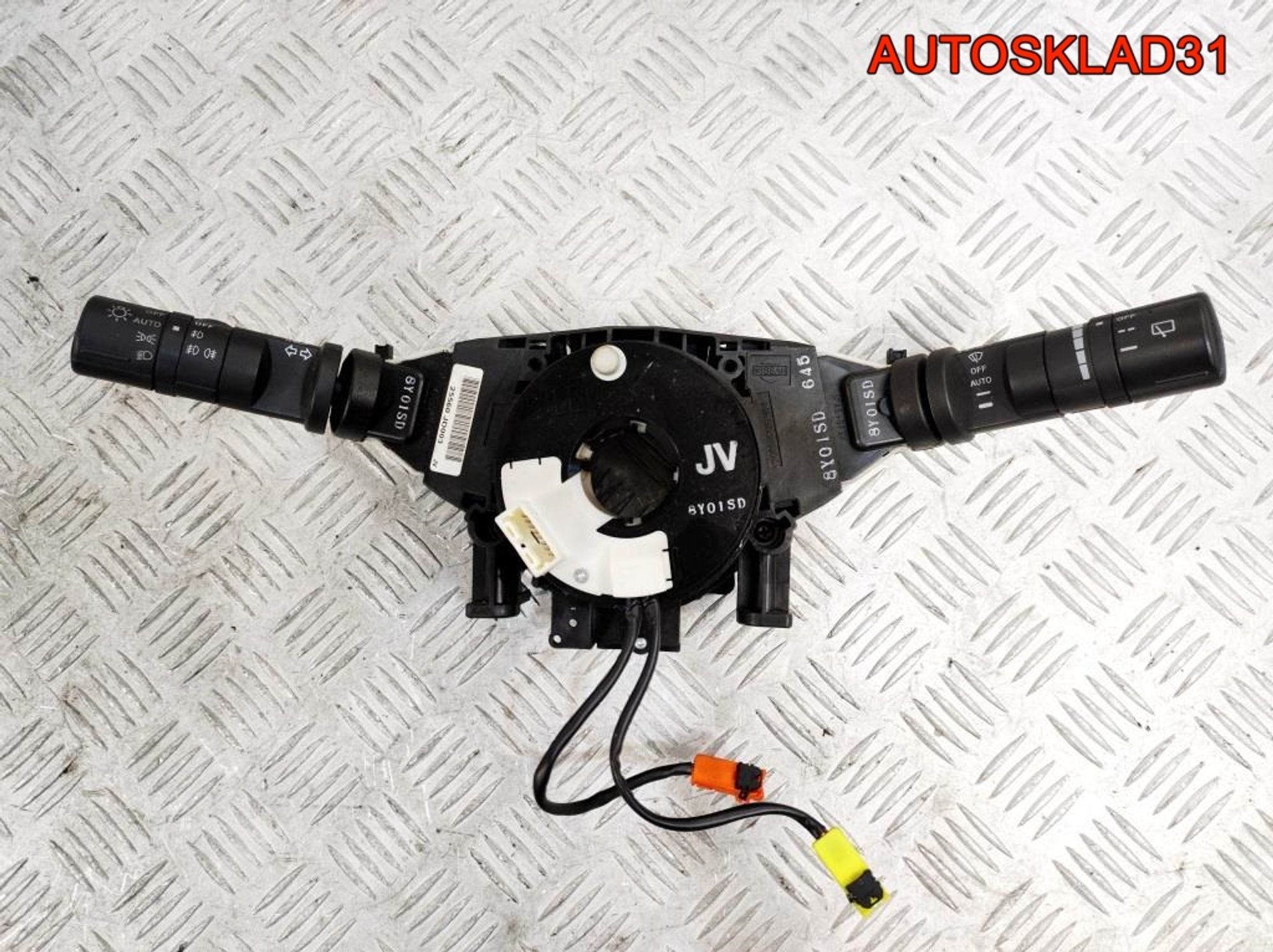 Переключатель подрулевой Nissan Qashqai J10 25560JD003, 4500 рублей, Дубовое