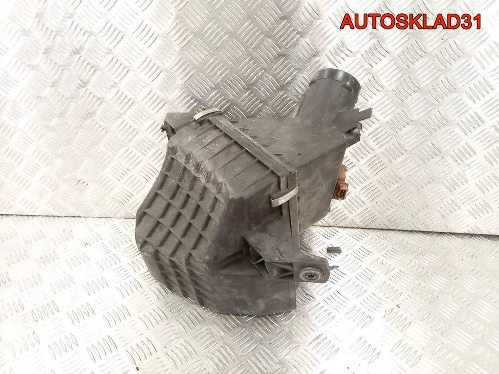 Корпус воздушного фильтра Audi A4 B5 078133837L, 1400 рублей, Дубовое