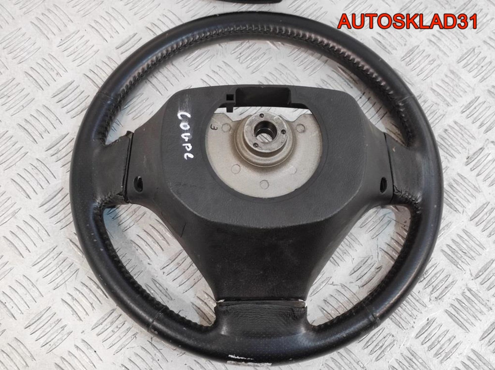 Рулевое колесо с AIR BAG Hyundai Coupe 2 561102C380LK, 4500 рублей, Дубовое