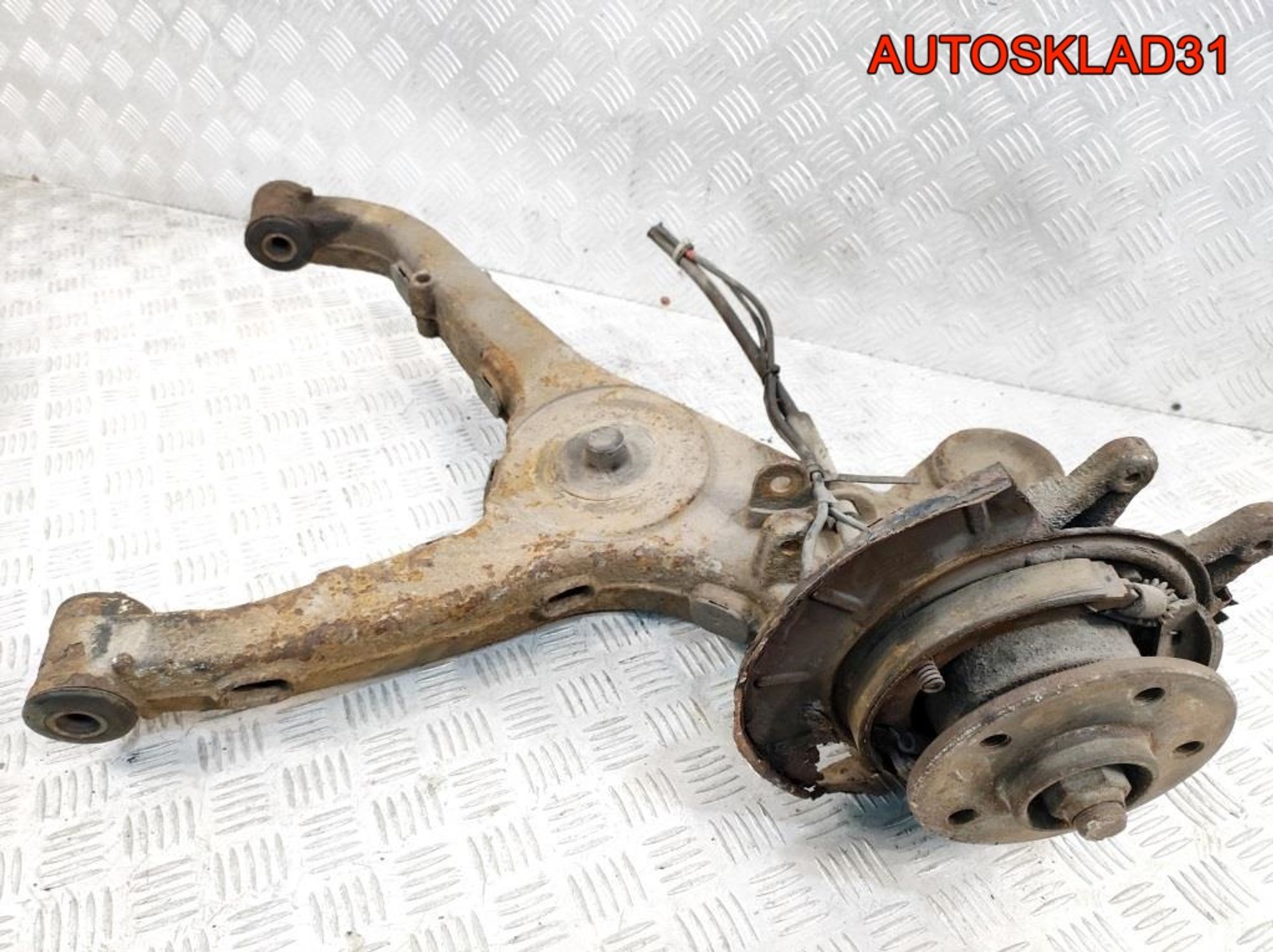 Рычаг задний левый Mercedes Vito W638 A6383521404, 3200 рублей, Дубовое