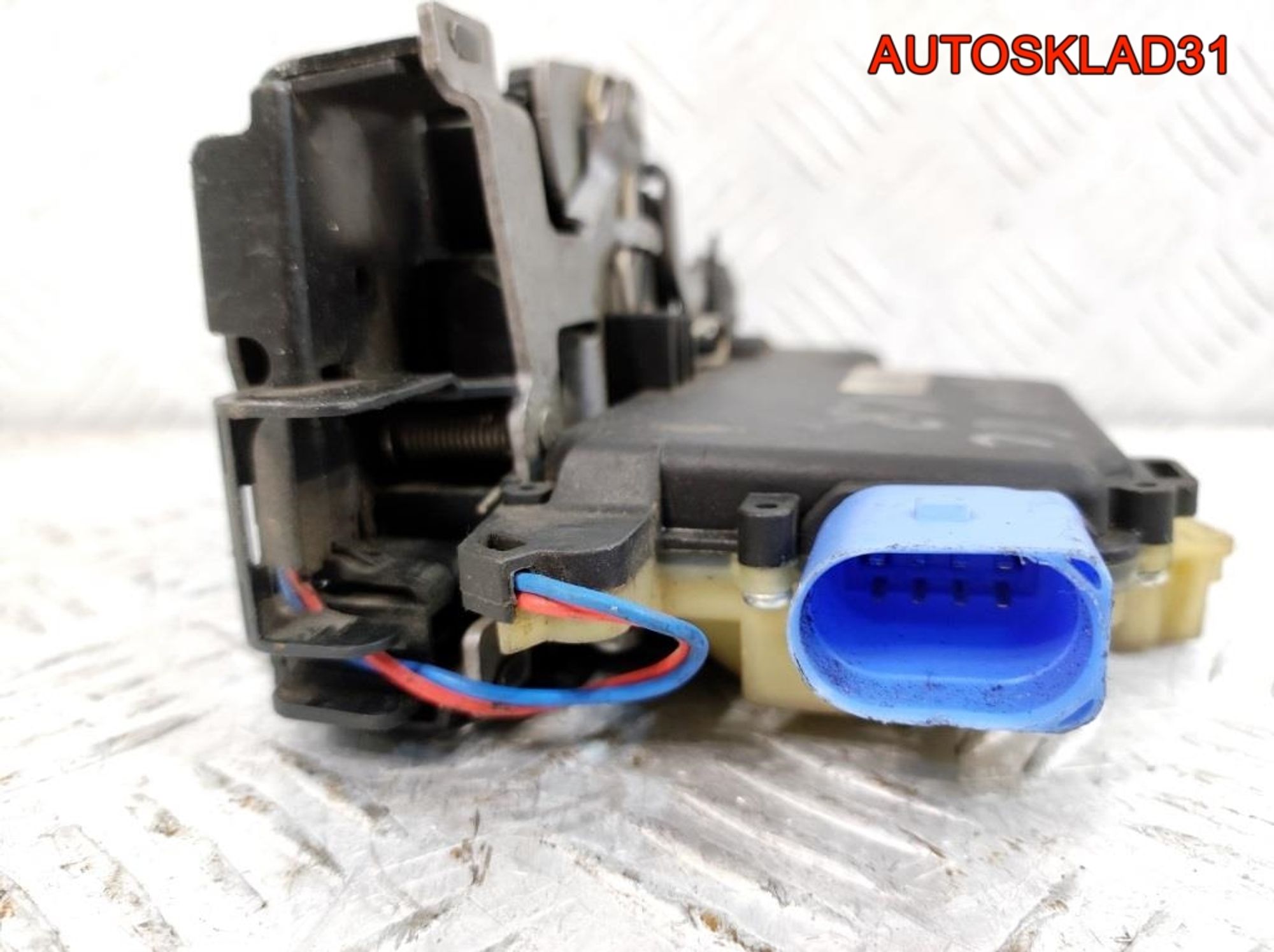 Замок двери передней правой Seat Ibiza 3 3B1837016CC, 3000 рублей, Дубовое