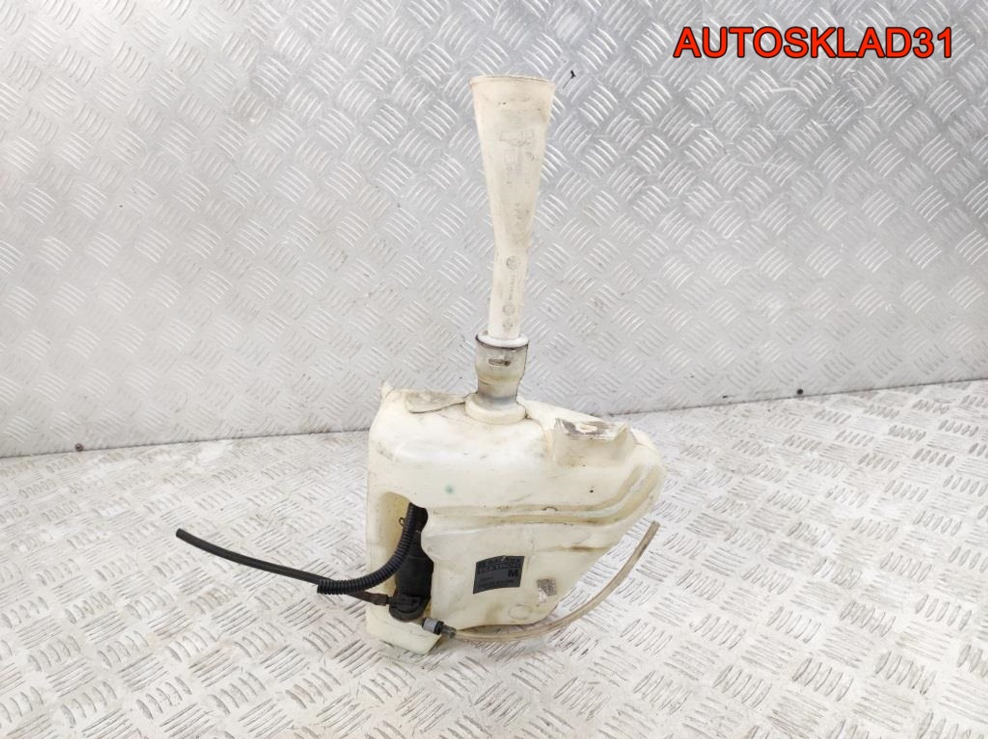 Бачок омывателя Nissan Primera P12E 28910AU400, 1800 рублей, Дубовое